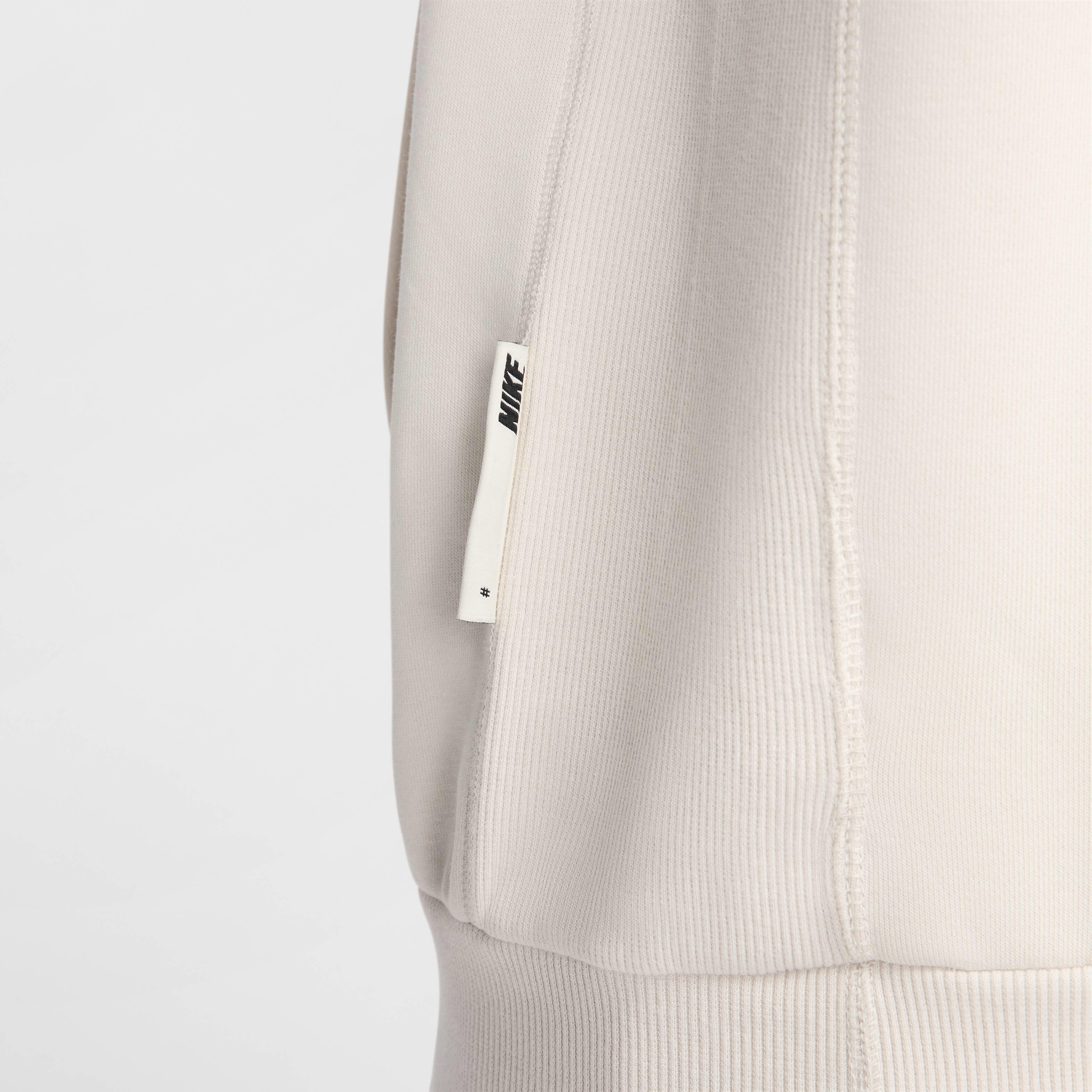 Liverpool F.C. Standard Issue image number 7