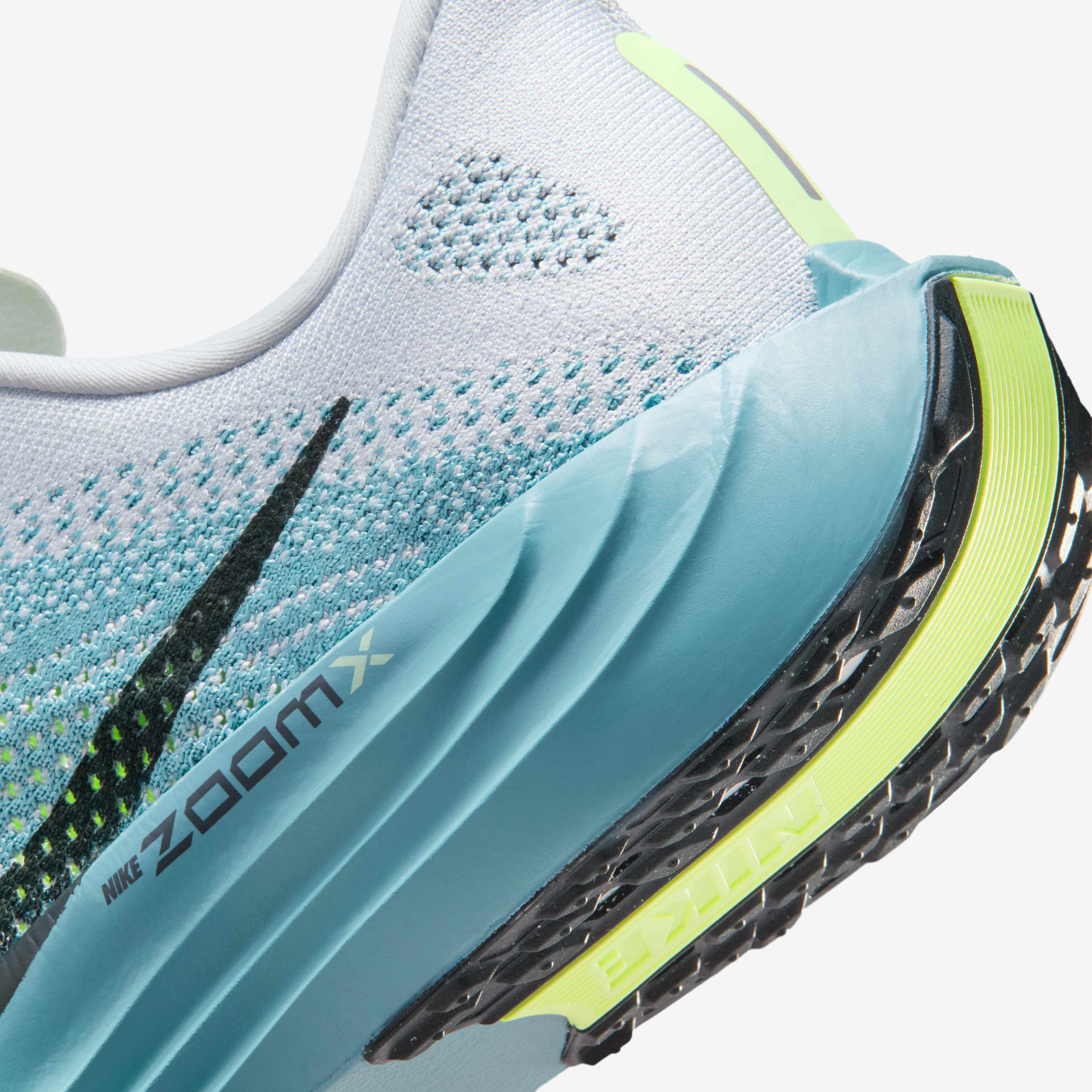 Nike Pegasus Plus image number 7