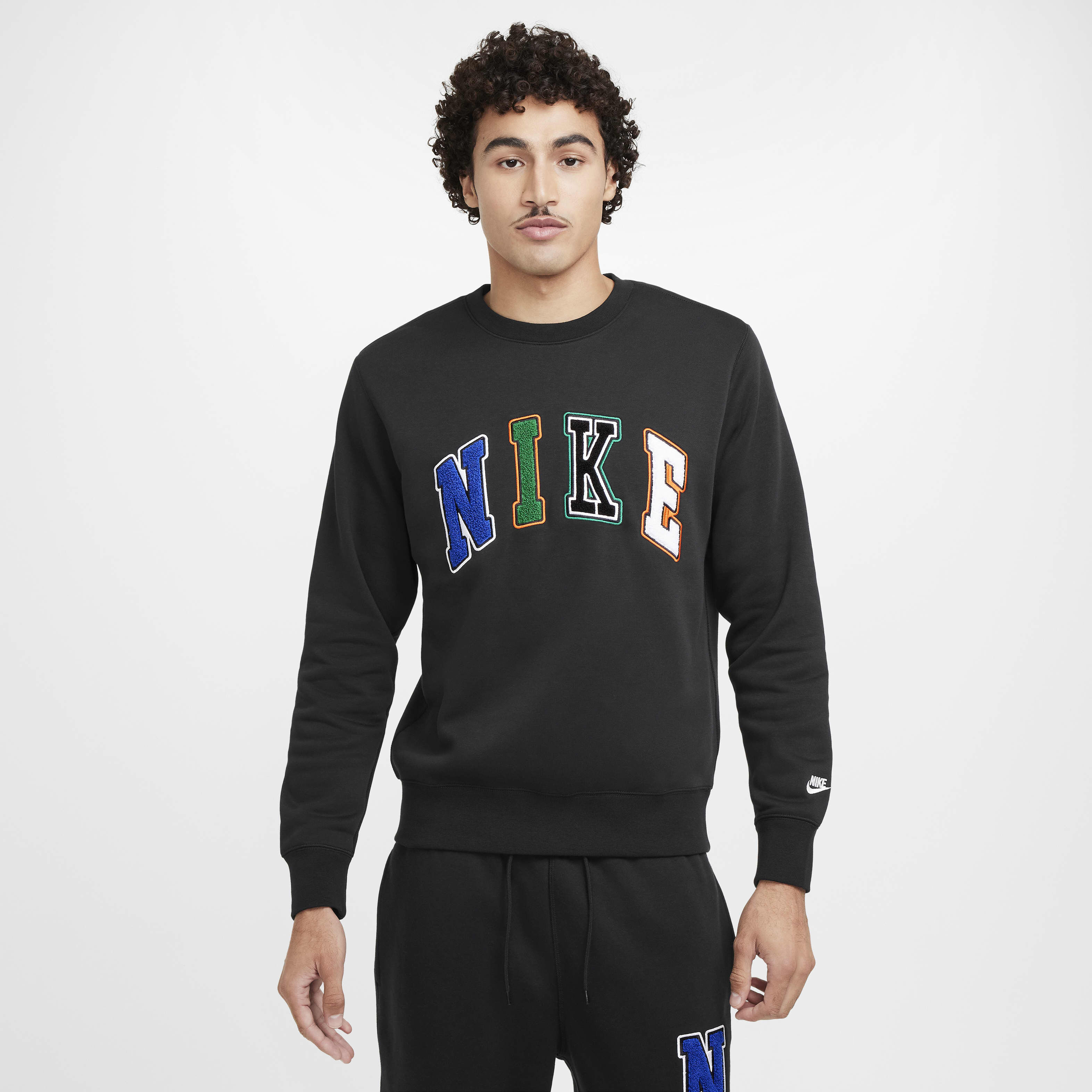 Buy Nike Club Men's Crew - Black/White | Nike Kuwait Official