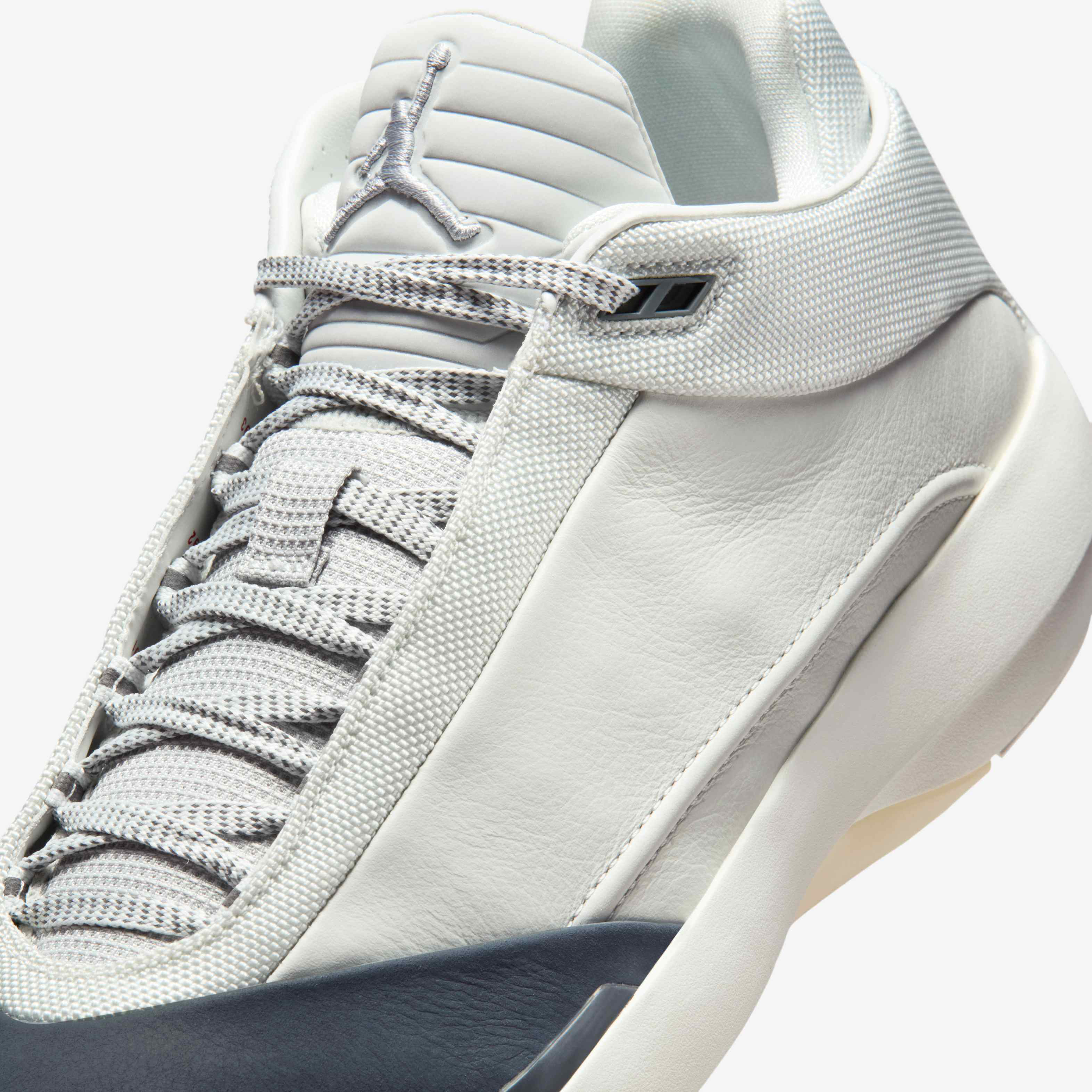 Air Jordan 40 'Wolf Grey' image number 6