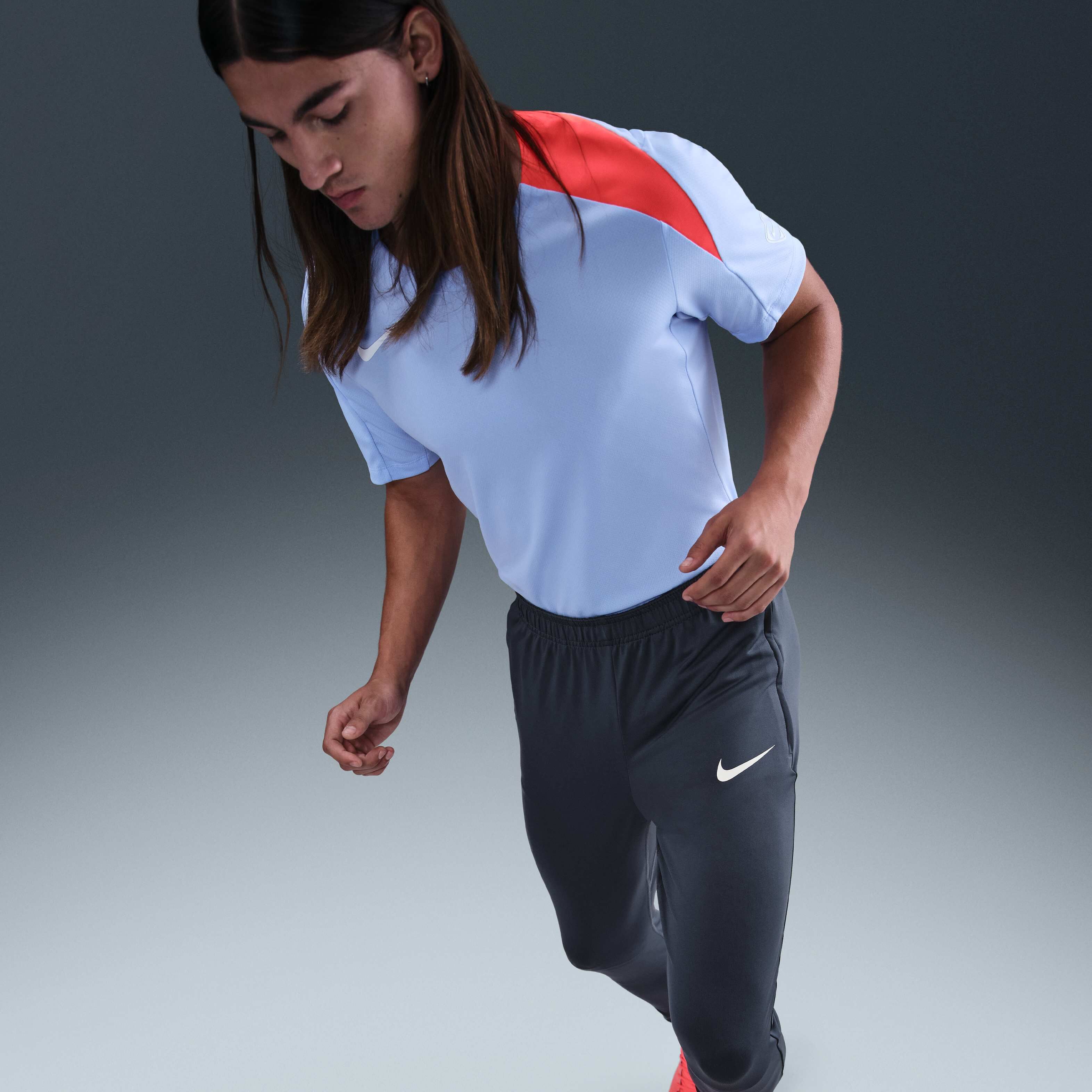 نايكي سترايك image number 4