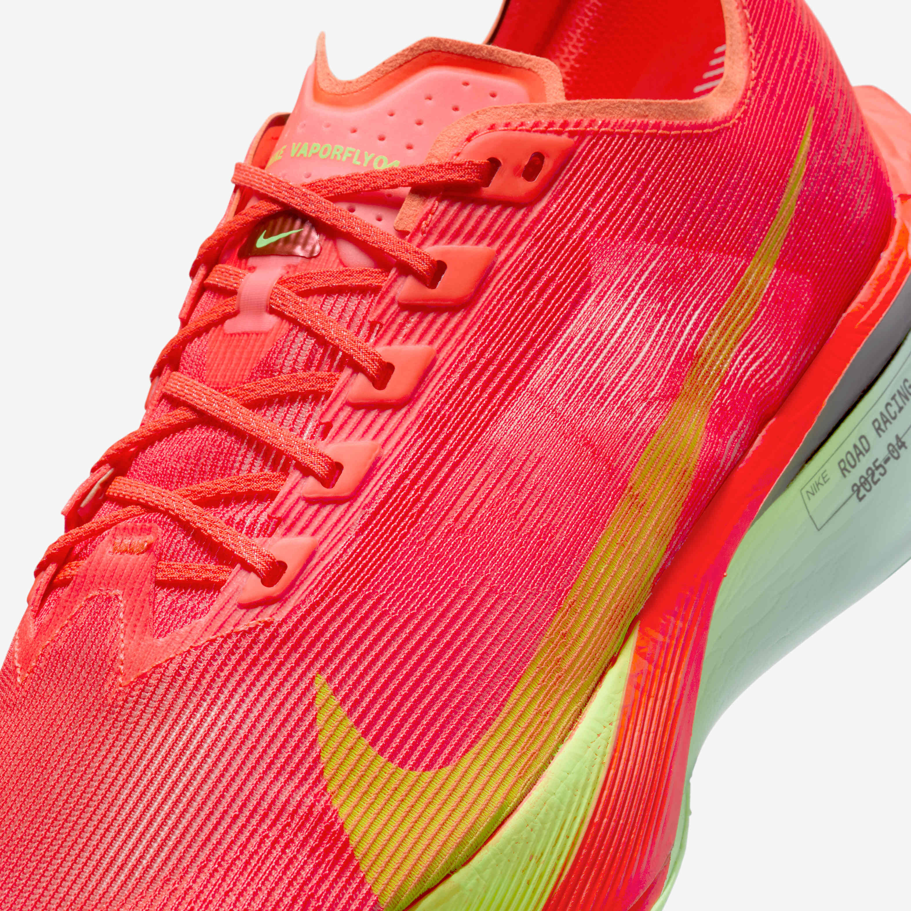 Nike Vaporfly 4 image number 6