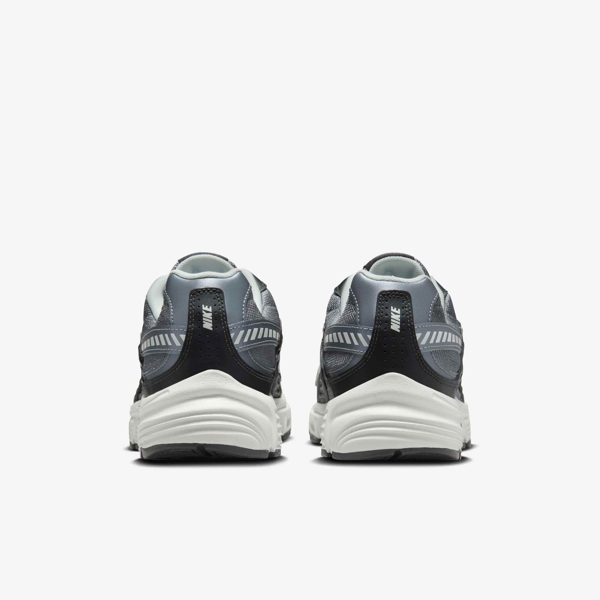 Buy Nike Initiator Men's Shoes - Anthracite/Smoke Grey