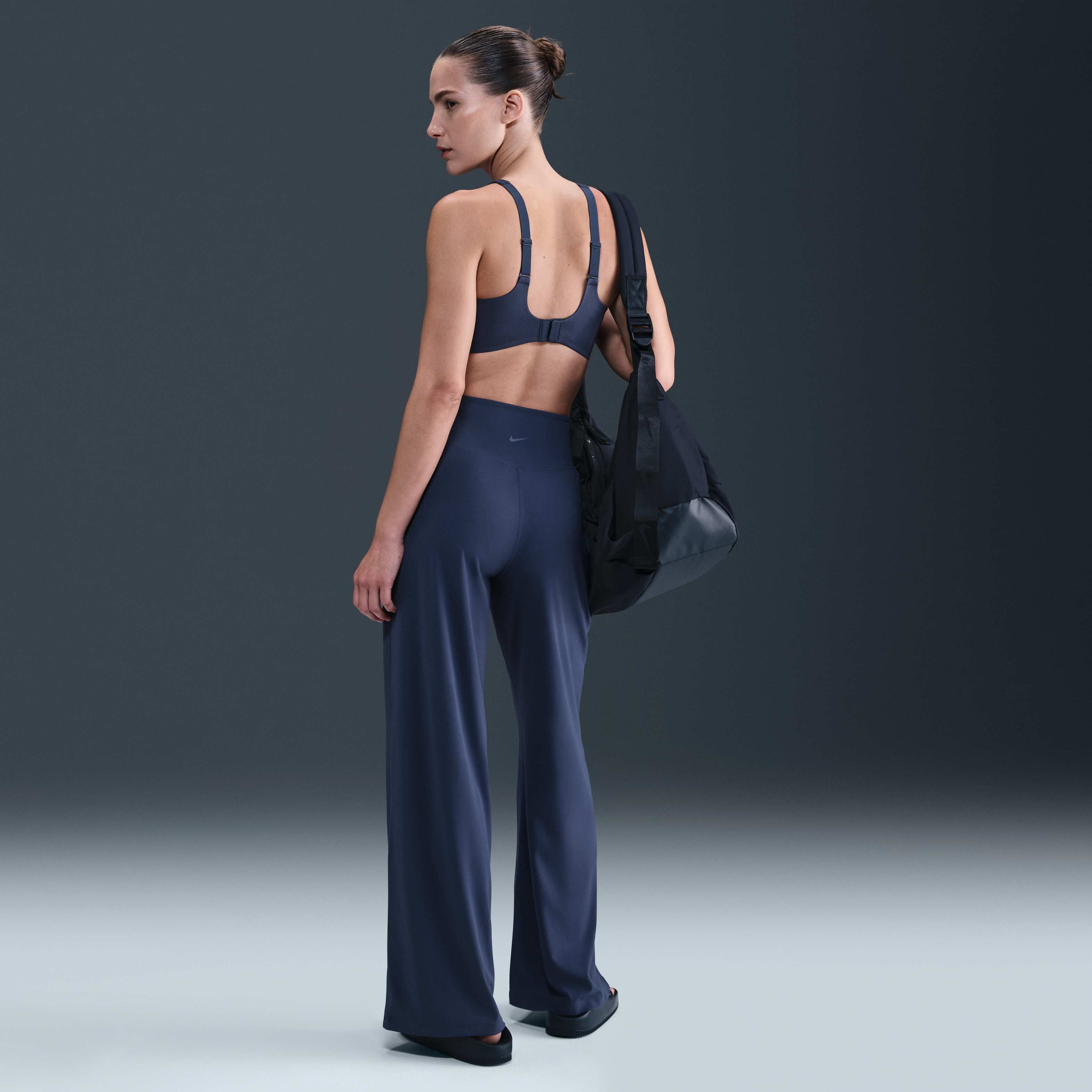 Nike Alate High-Support image number 4