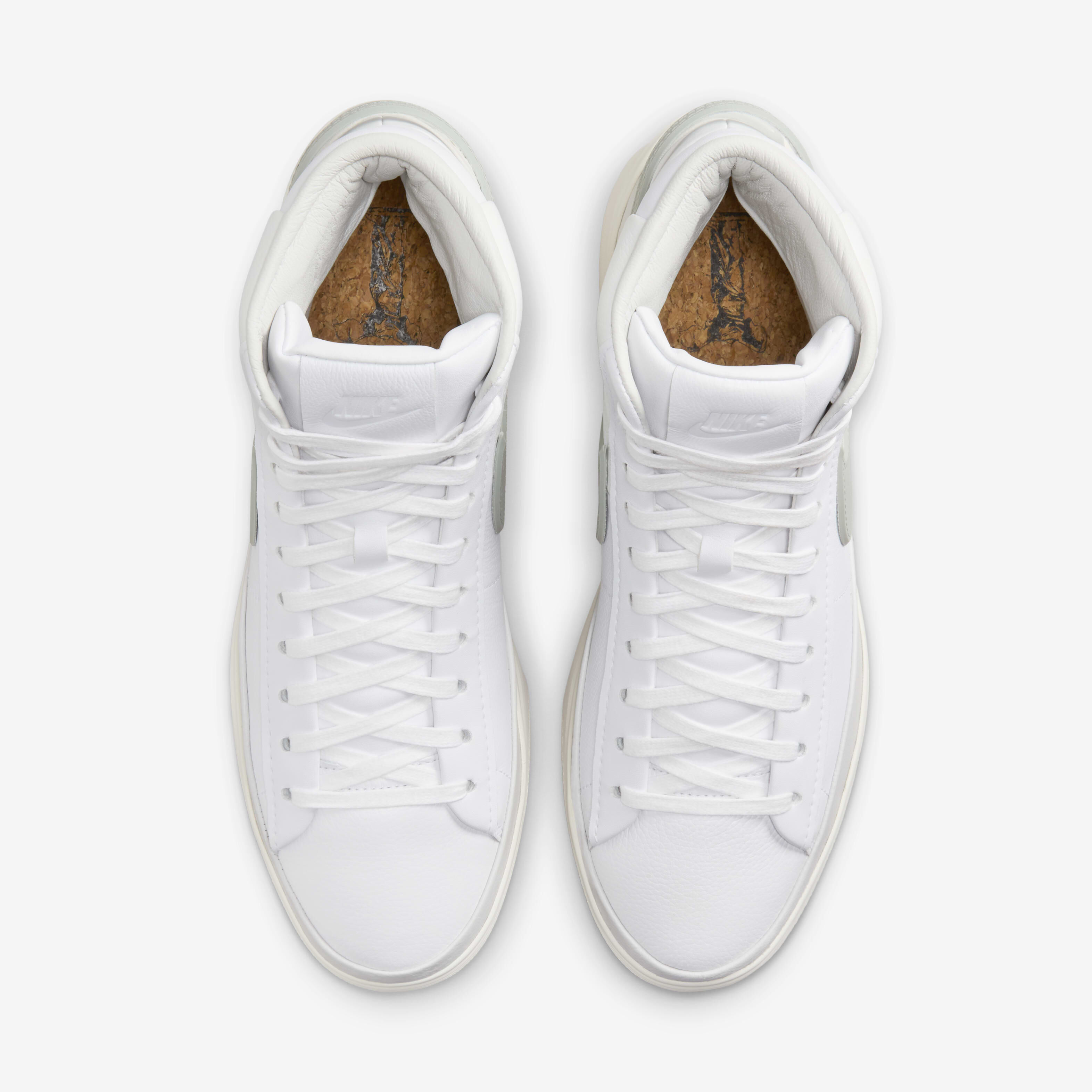 Nike Blazer Phantom Mid image number 3
