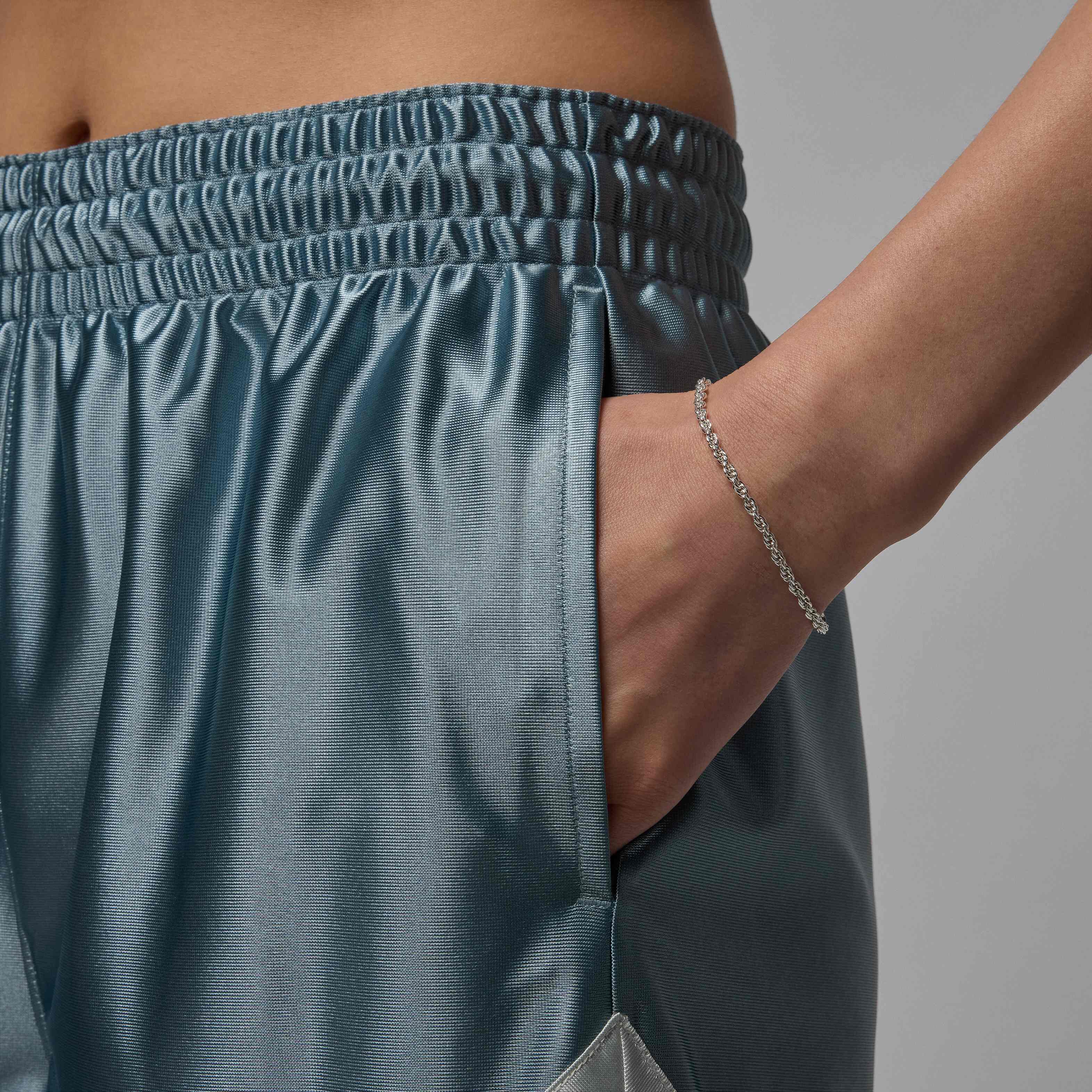 جوردن سبورت image number 3