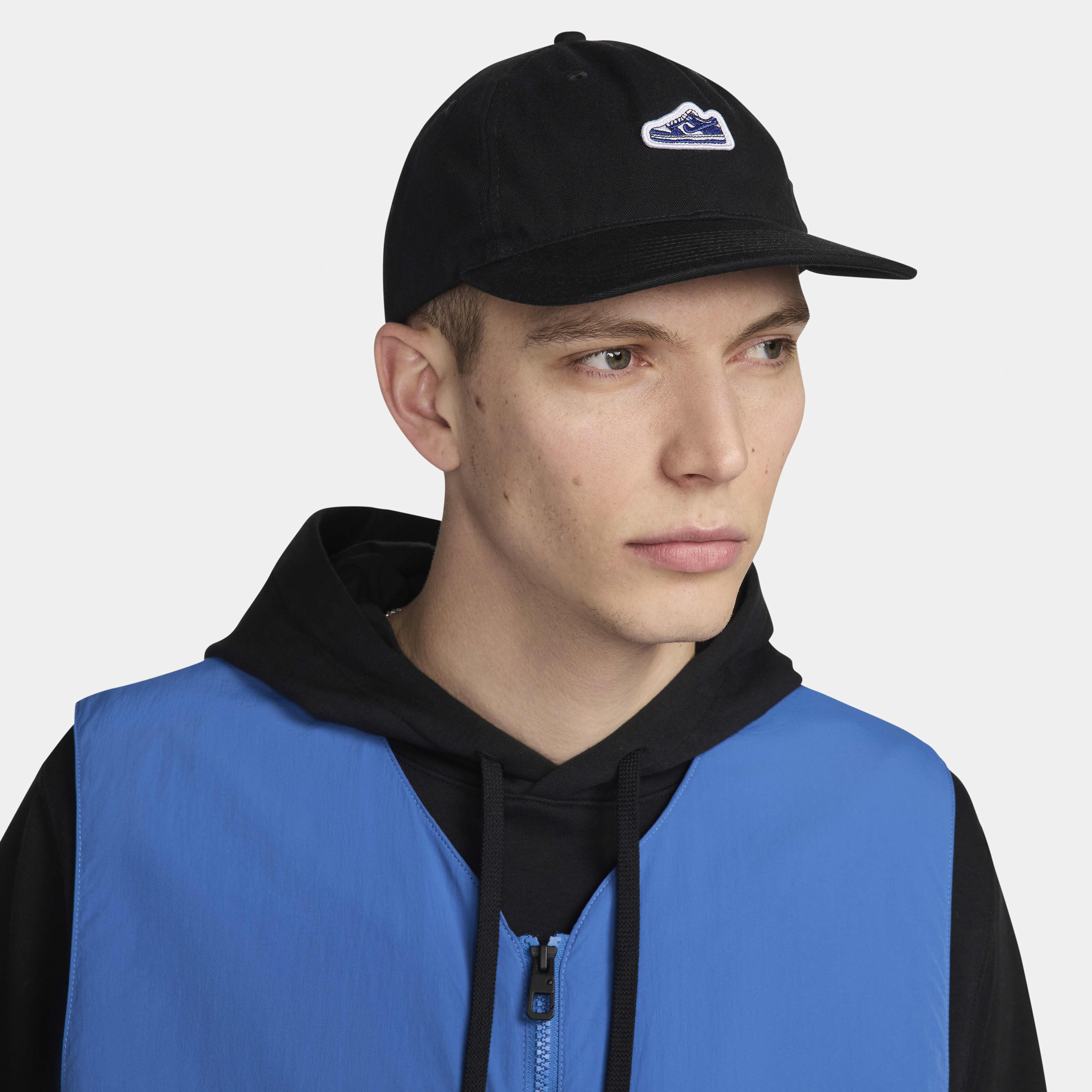 نايكي كلوب image number 3