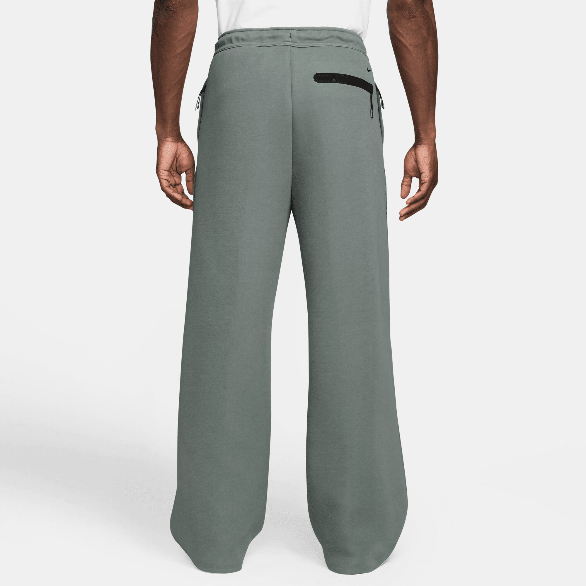 Nike Tech image number 1