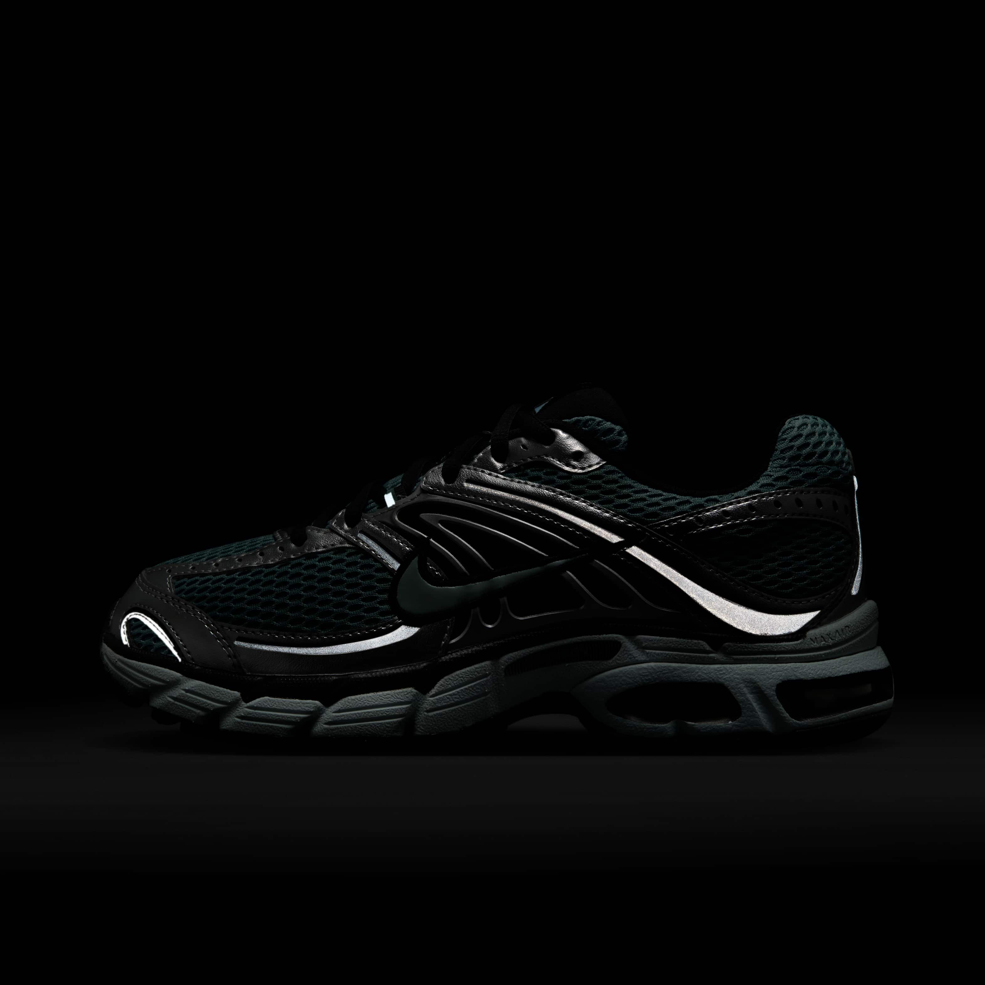 Nike Air Max Moto 2K image number 8