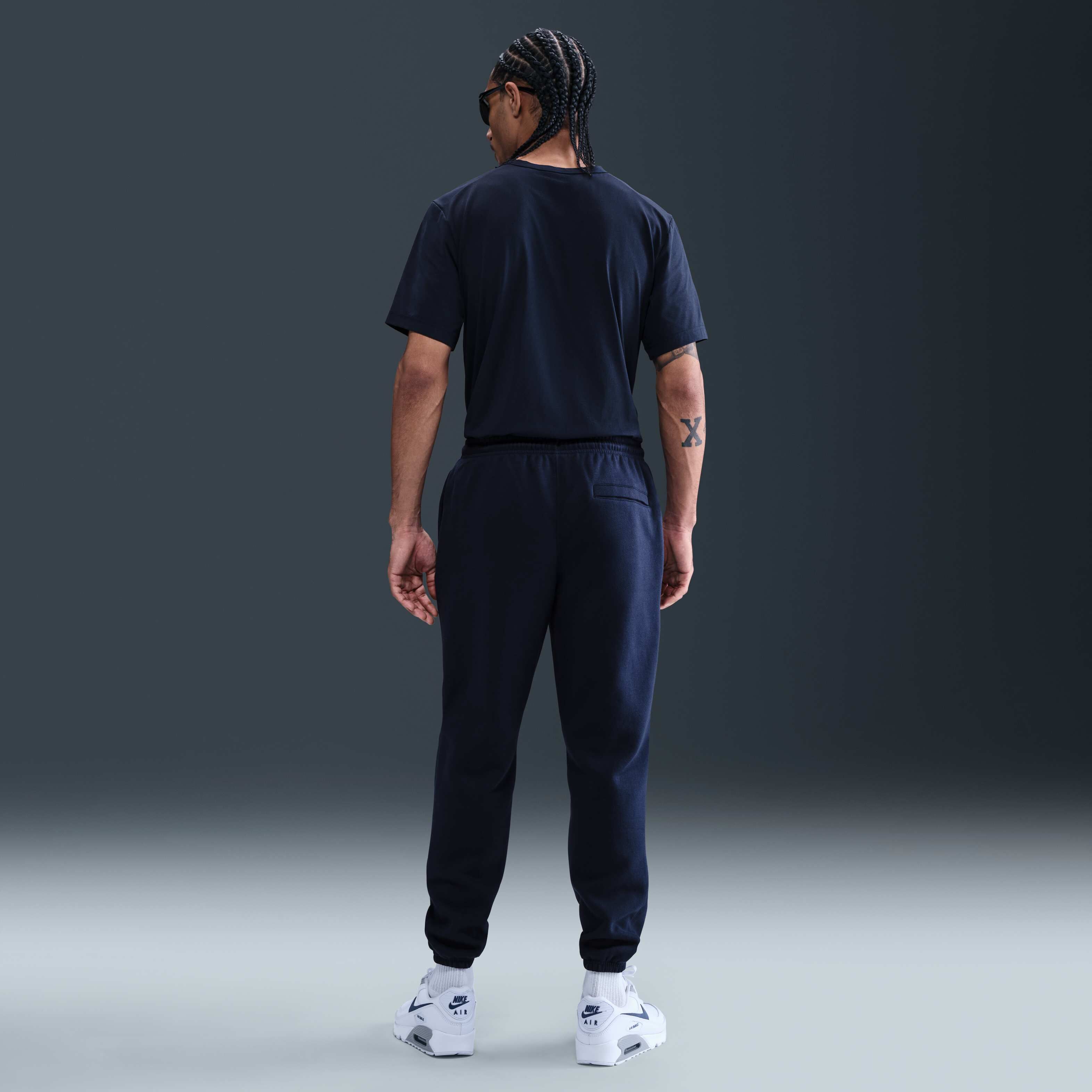 Nike Club image number 3