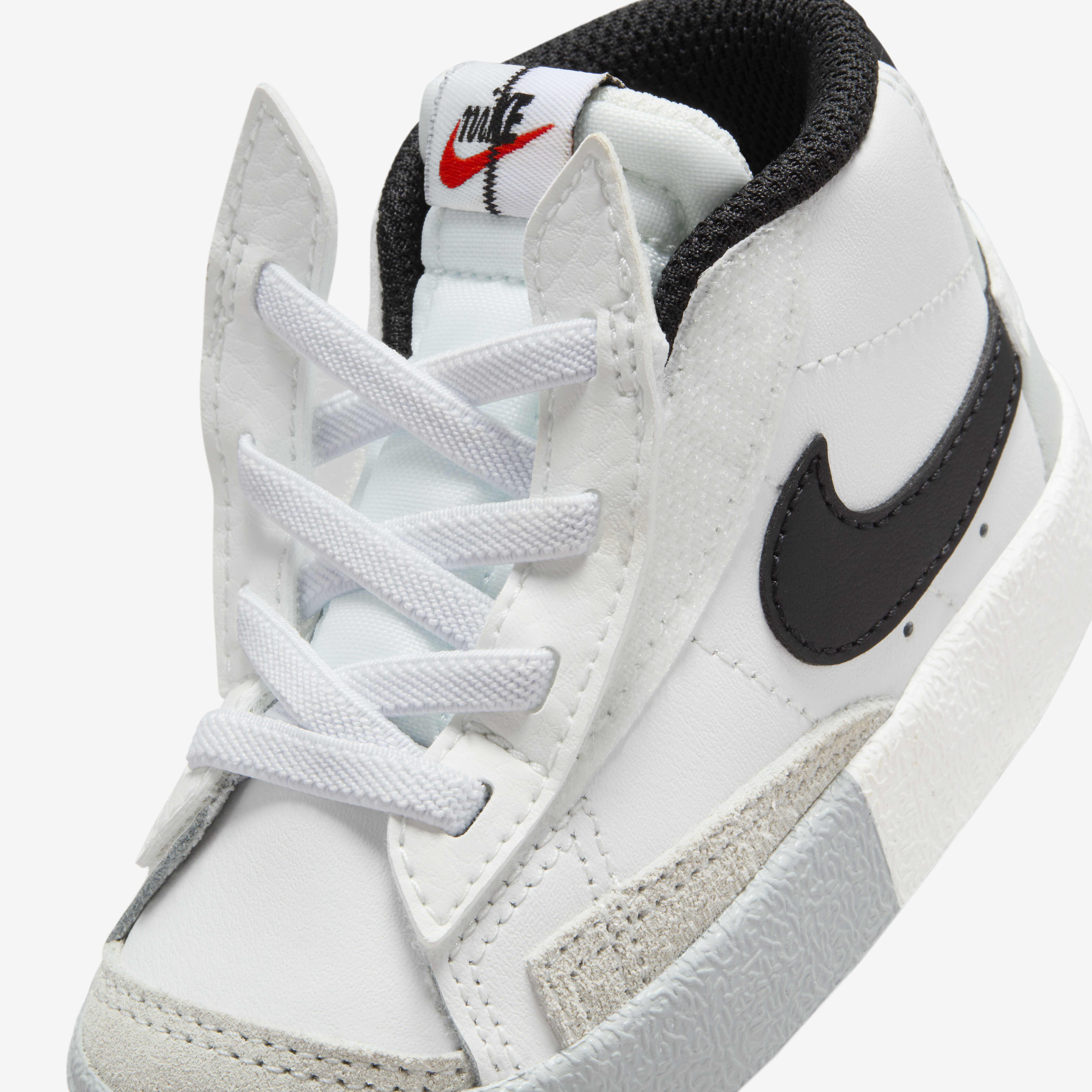 nike blazer mid crib se