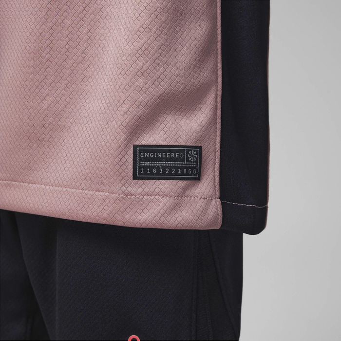 باريس سان جيرمان 2024/25 ستيديوم البديل image number 5 باريس سان جيرمان 2024/25 ستيديوم البديل image number 5