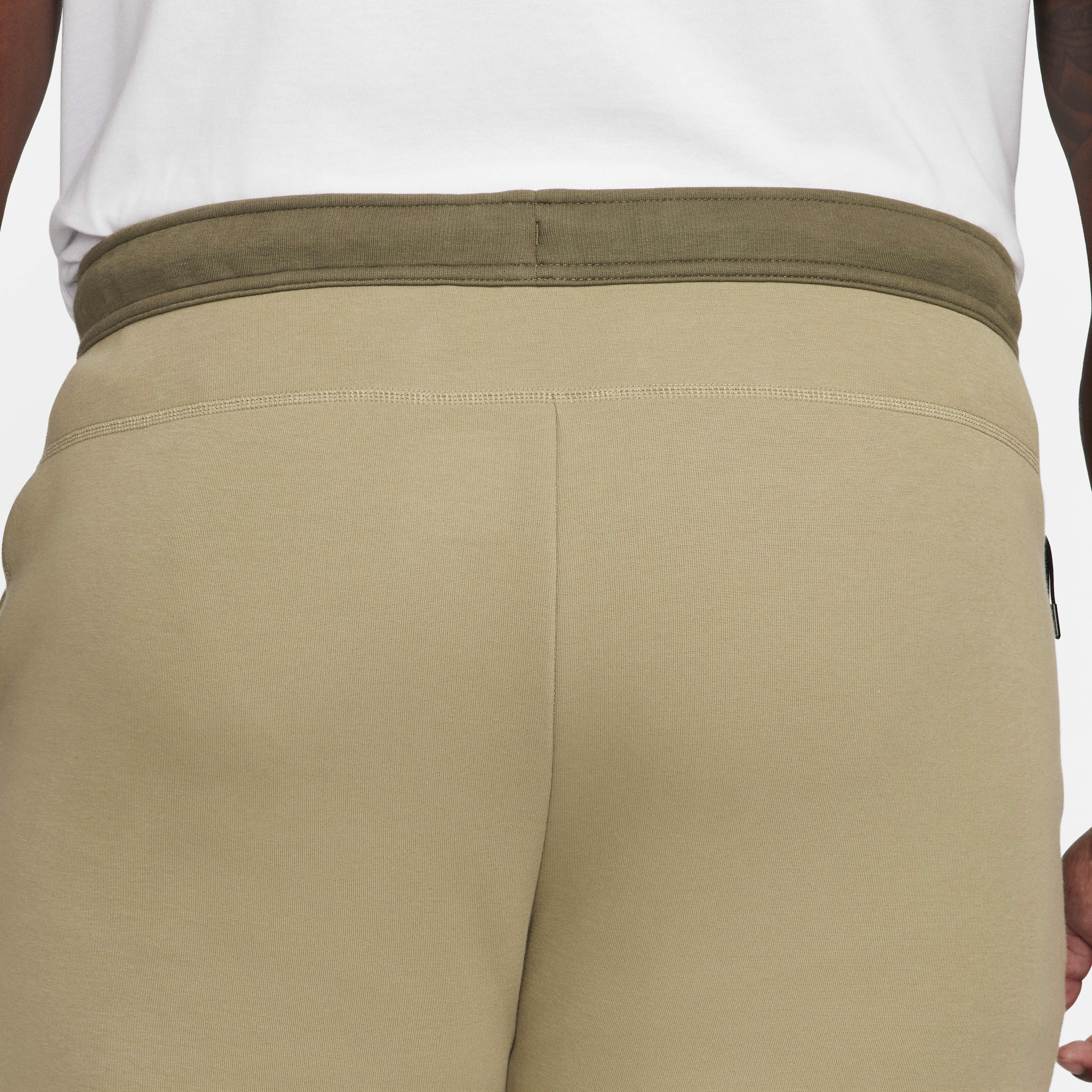 Nike Sportswear Tech Fleece image number 15