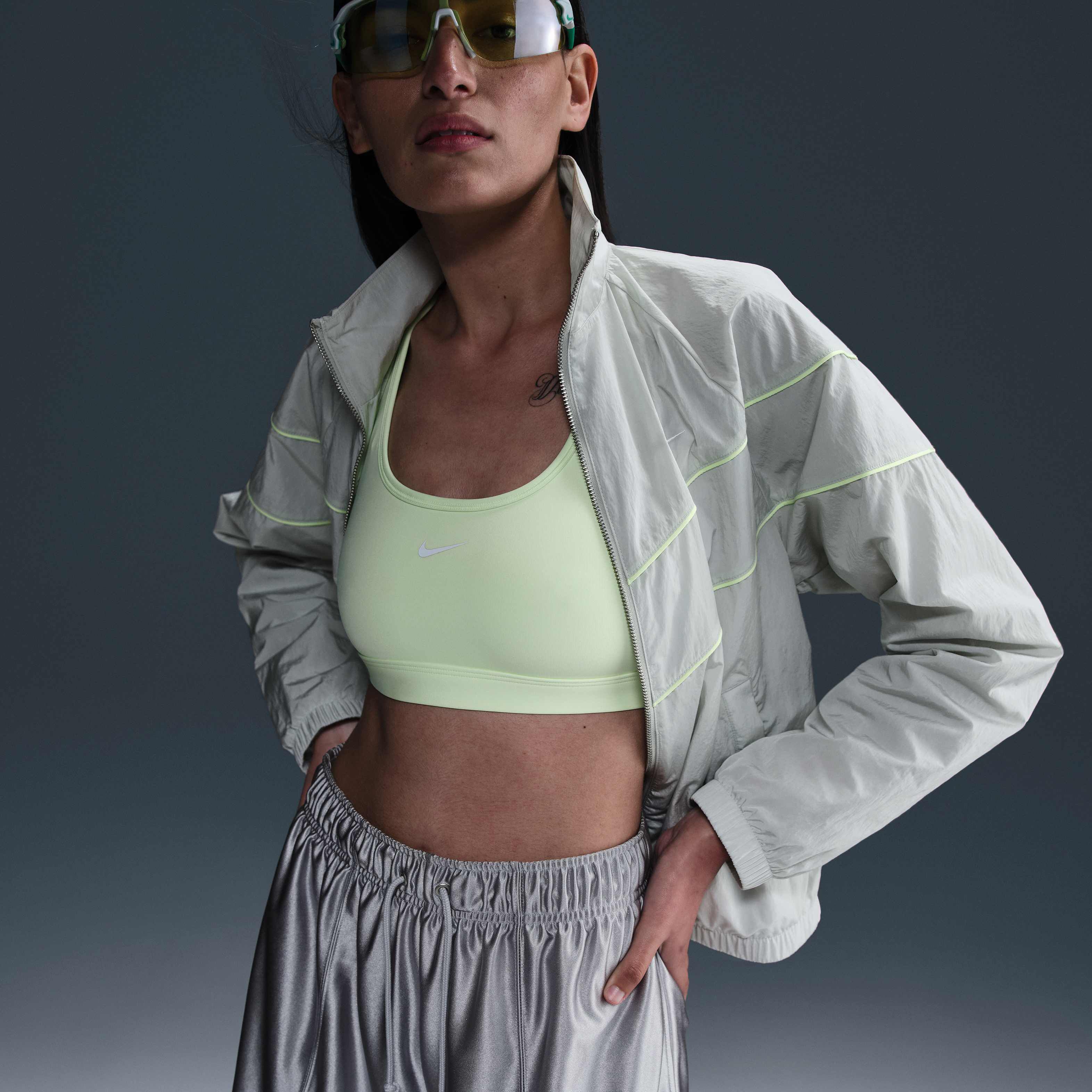 نايكي سبورتسوير image number 4