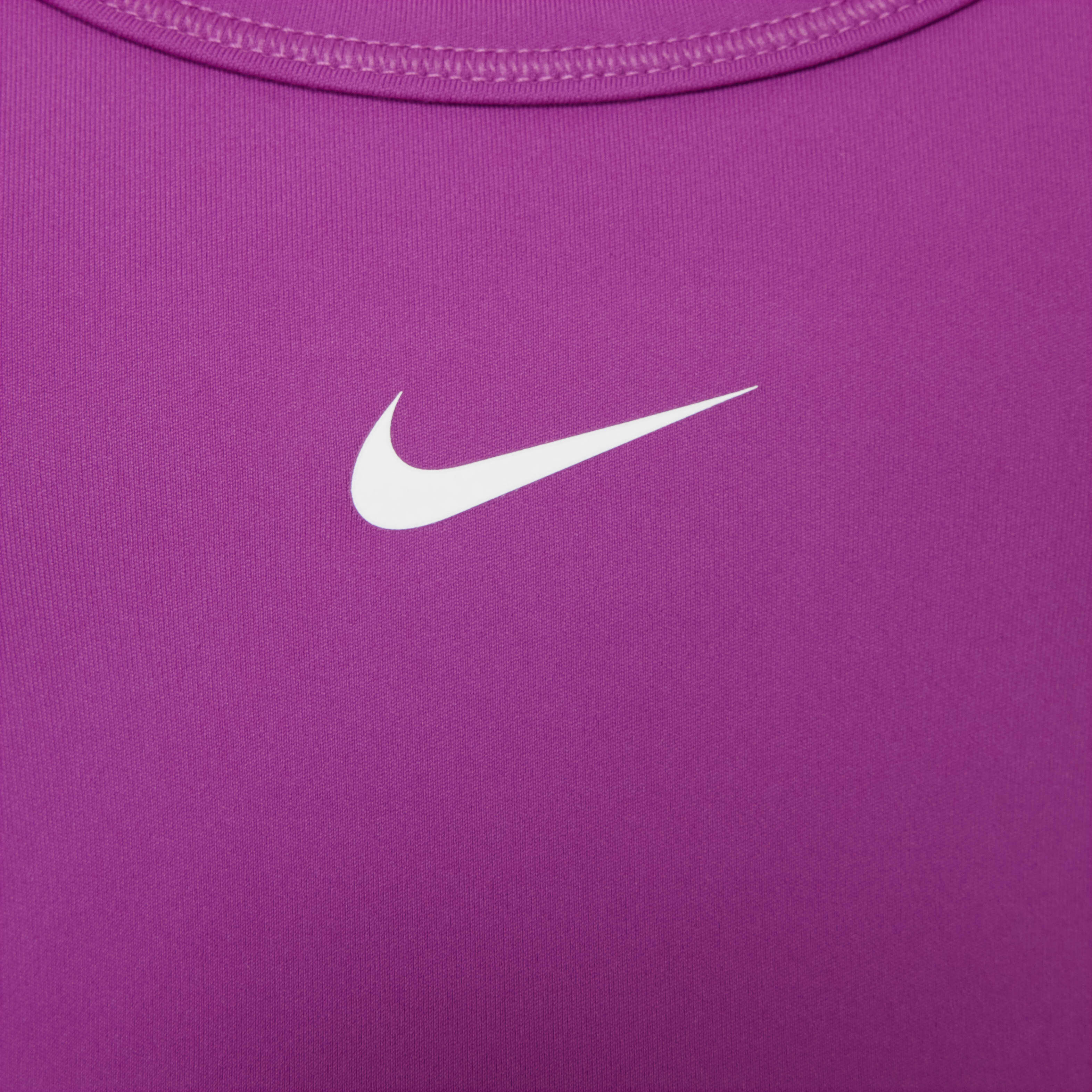 Nike One Fitted image number 3