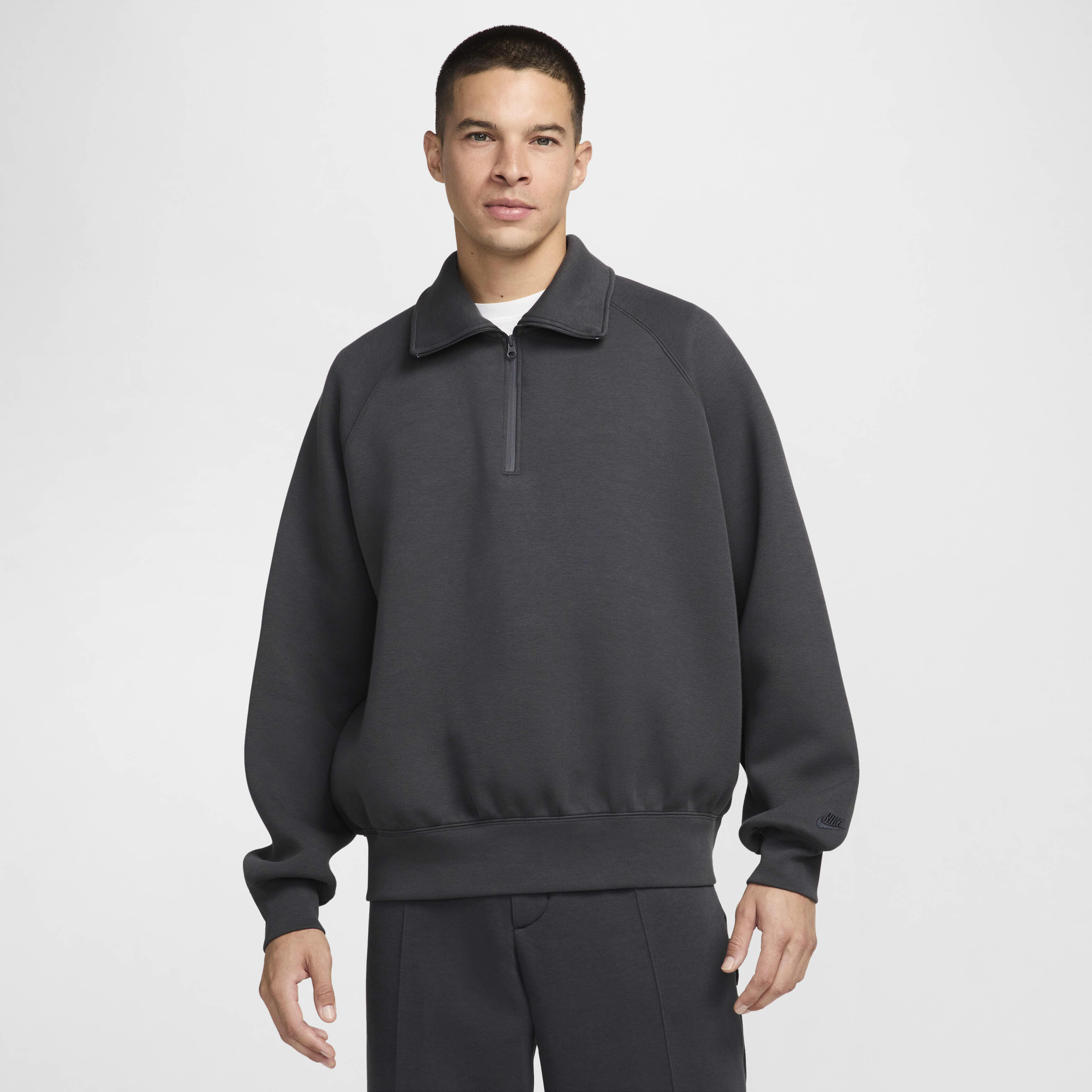 Nike Tech image number 0