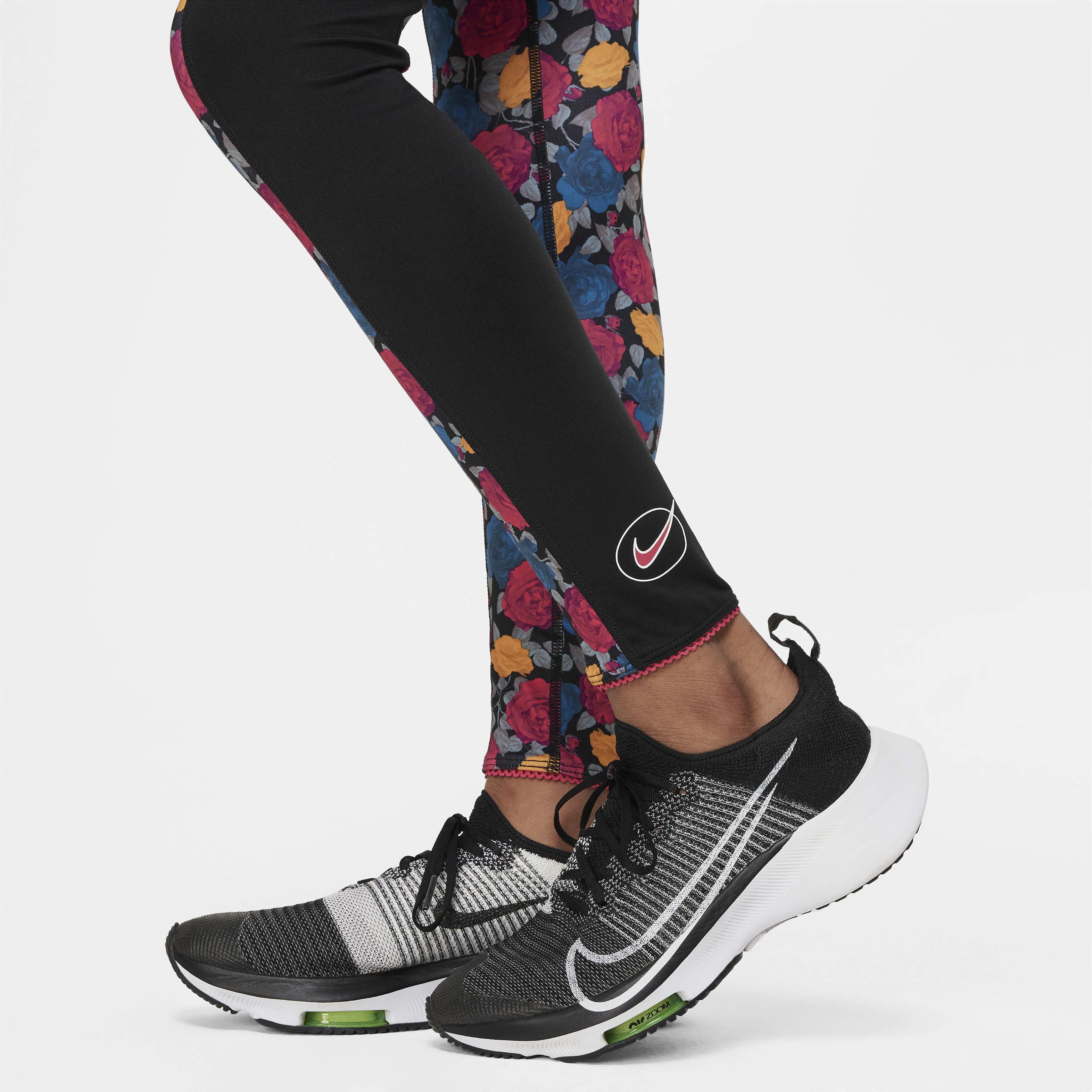 Nike Dri-FIT One Luxe image number 3