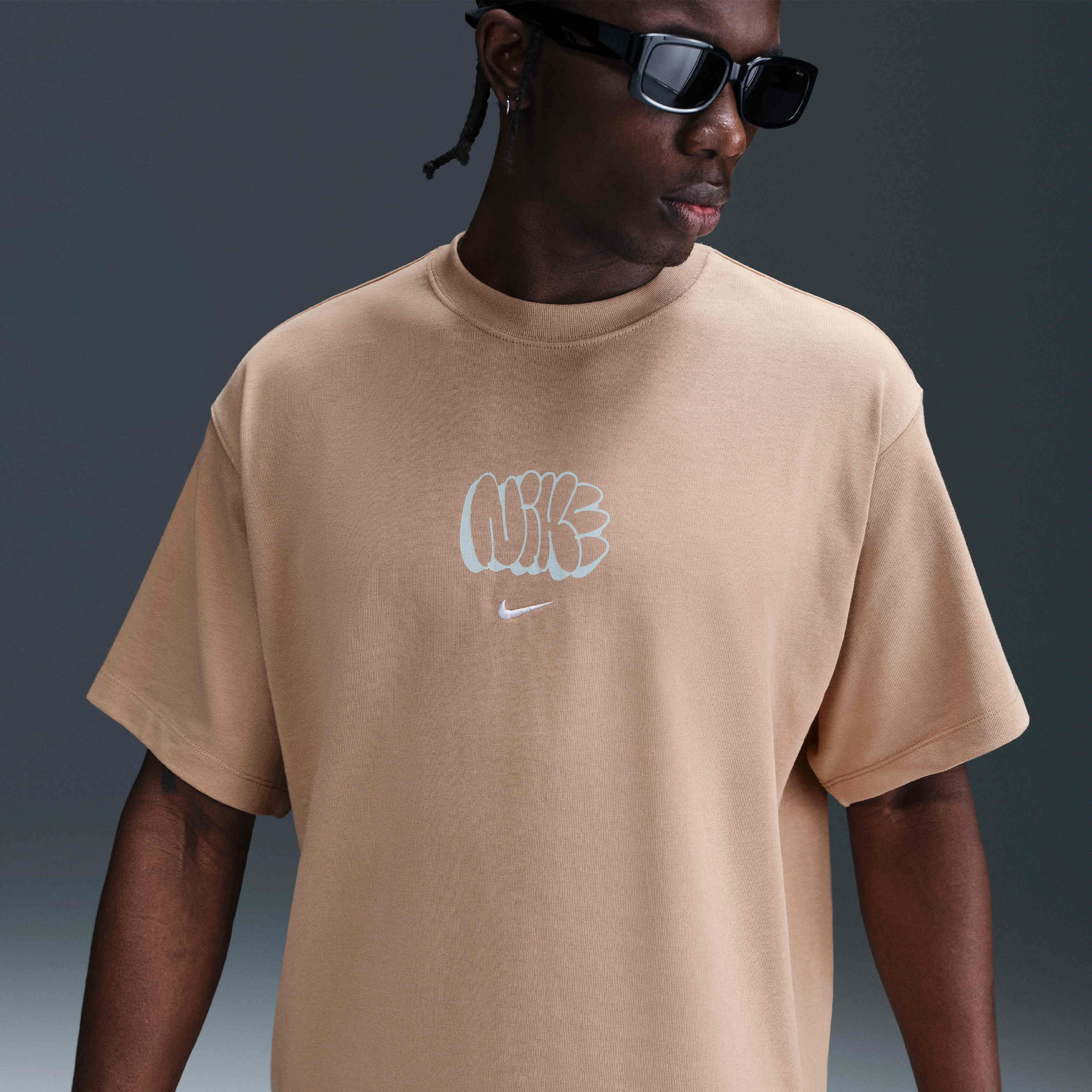 Nike Solo Swoosh image number 0