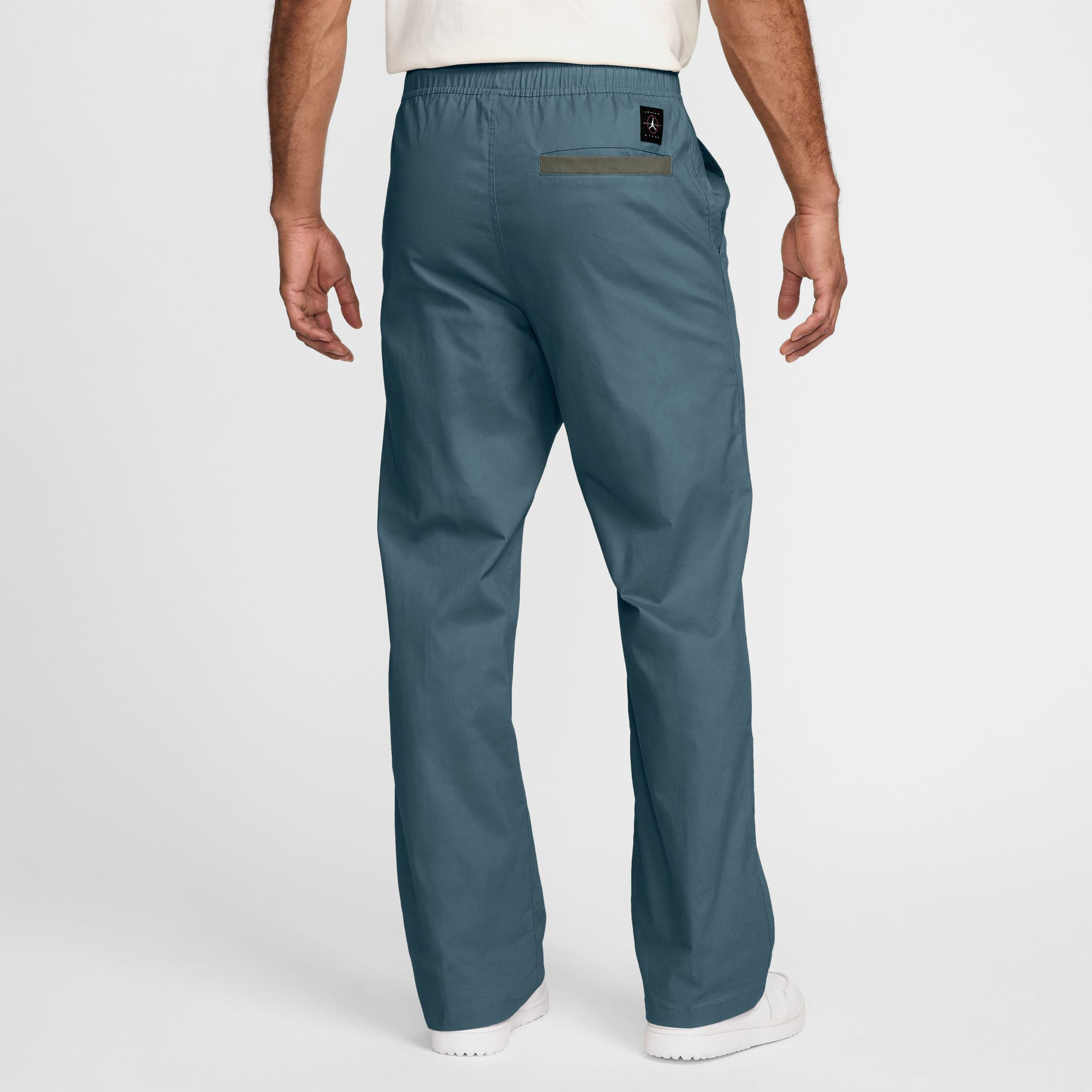 Jordan Essentials image number 1