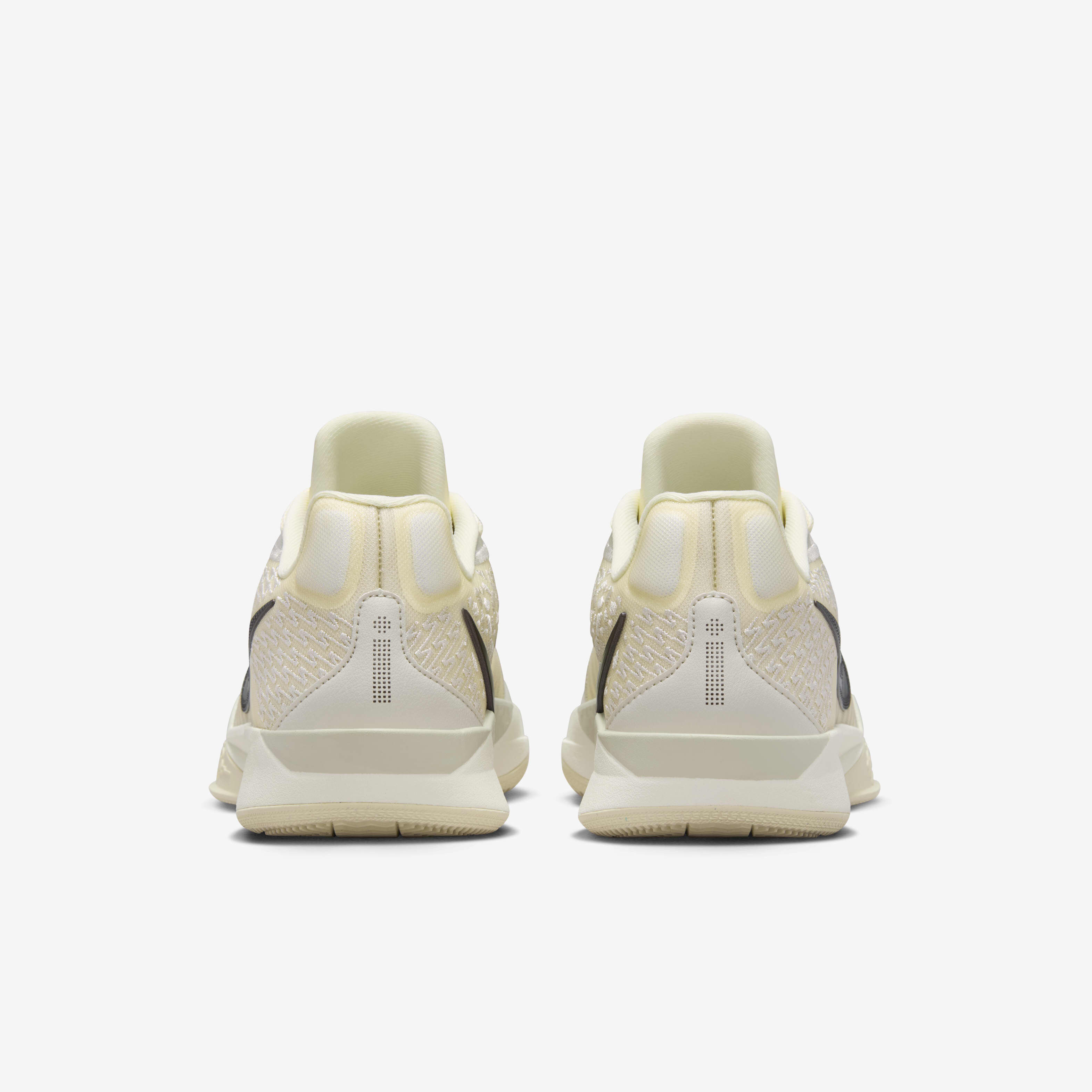 Sabrina 2 'Traditions' image number 5