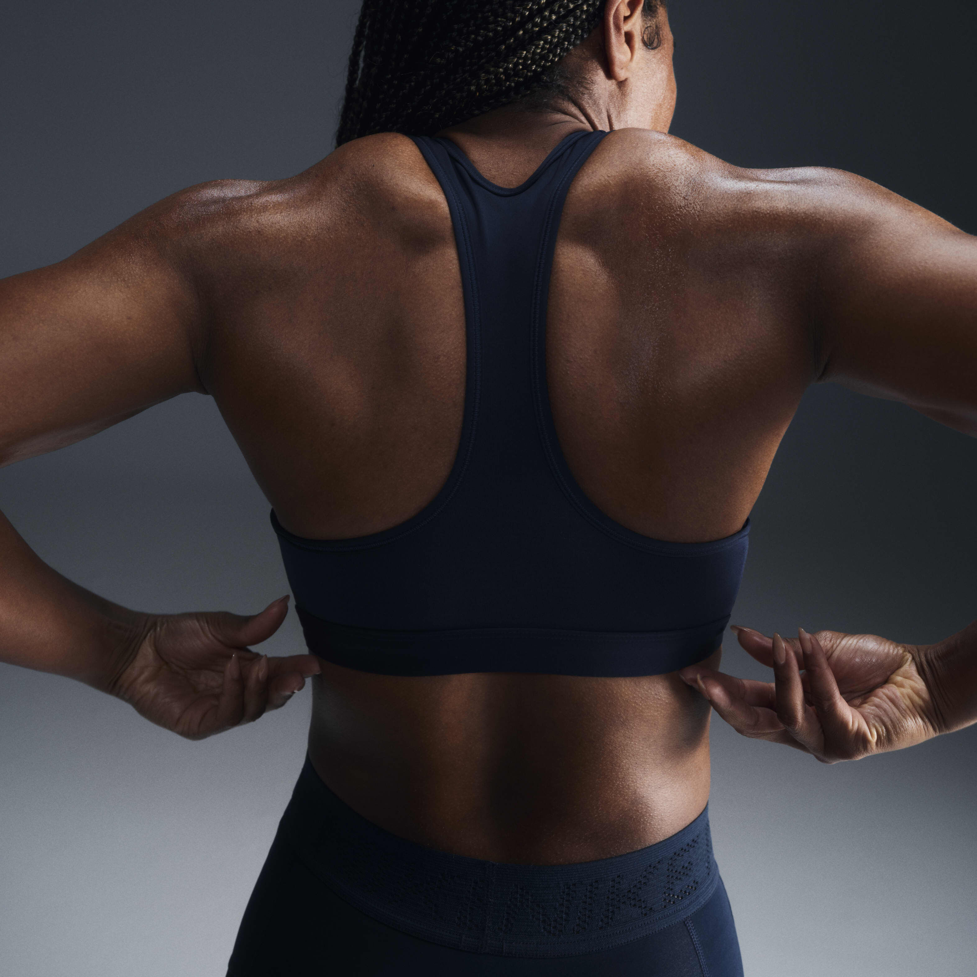 Nike Swoosh Medium-Support image number 2