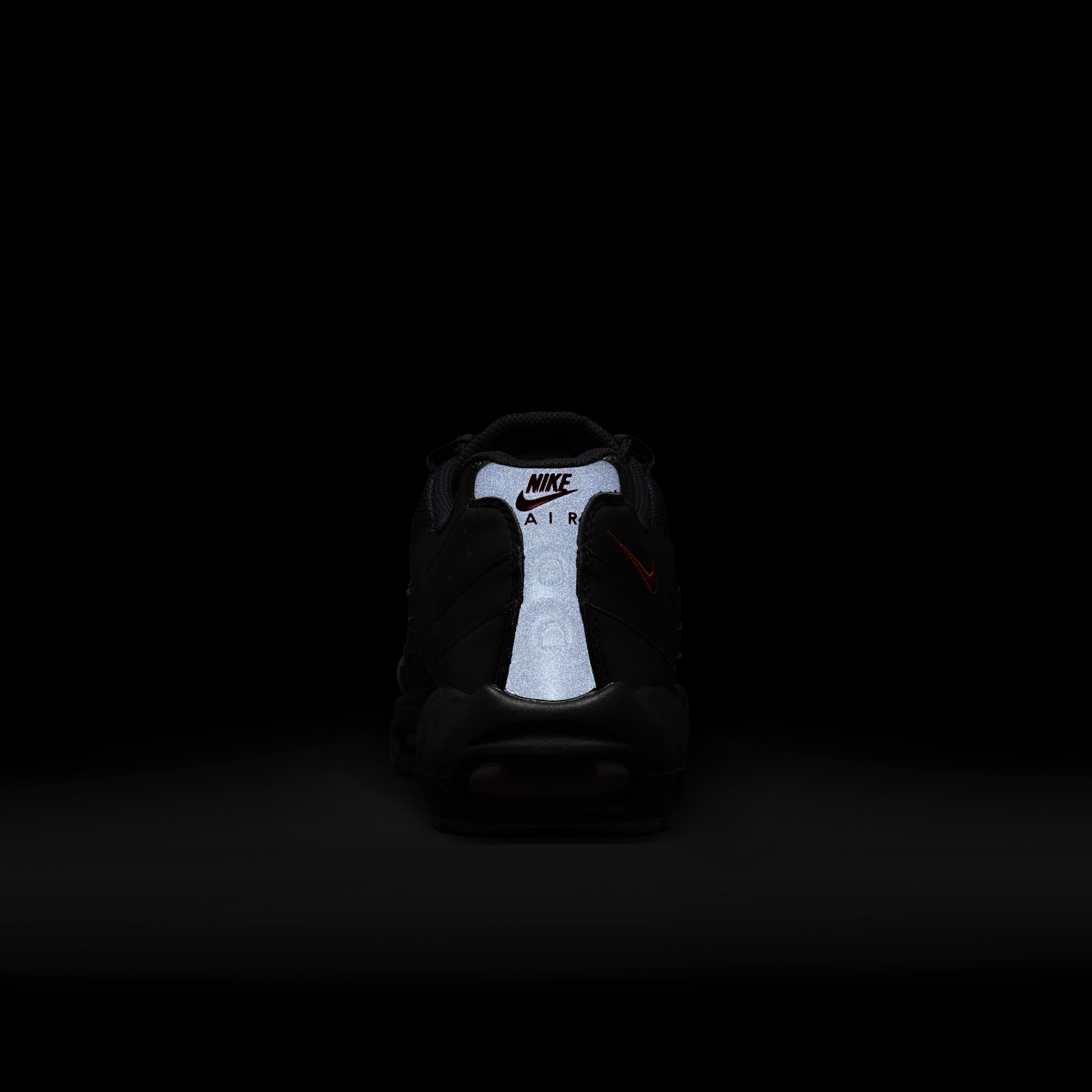 Nike Air Max 95 image number 9