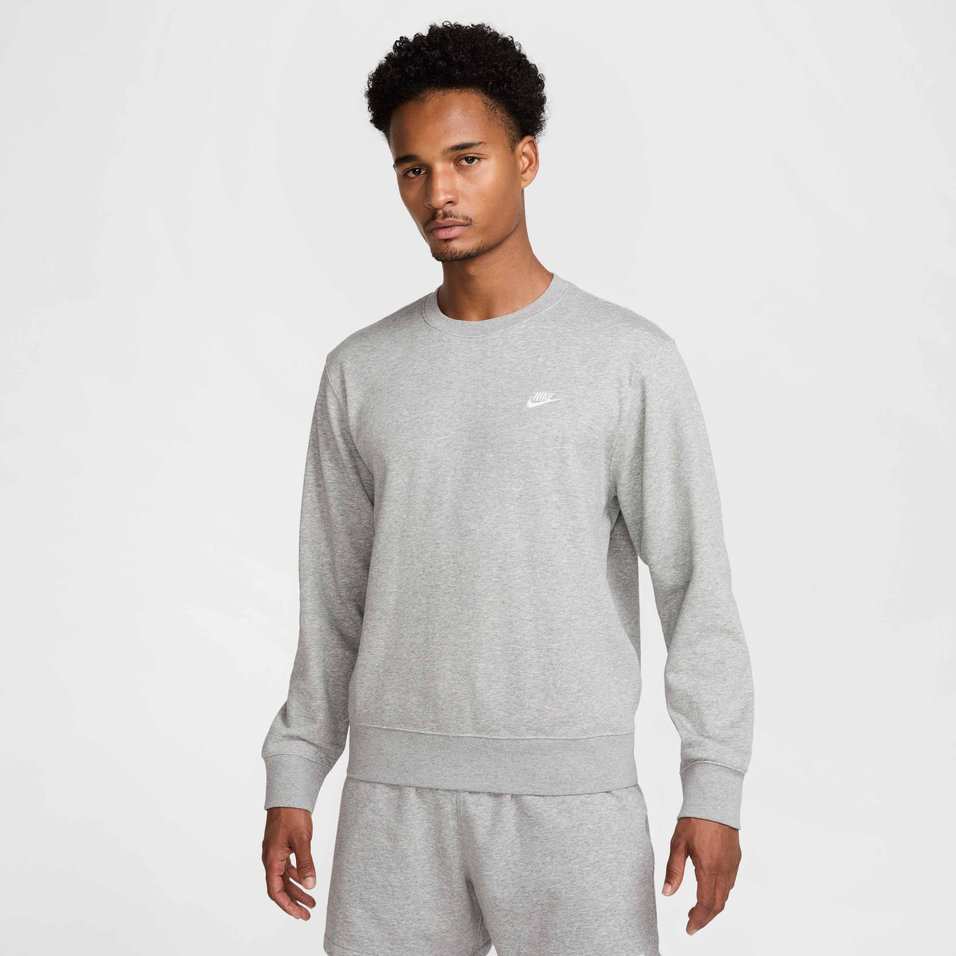 نايكي كلوب image number 0