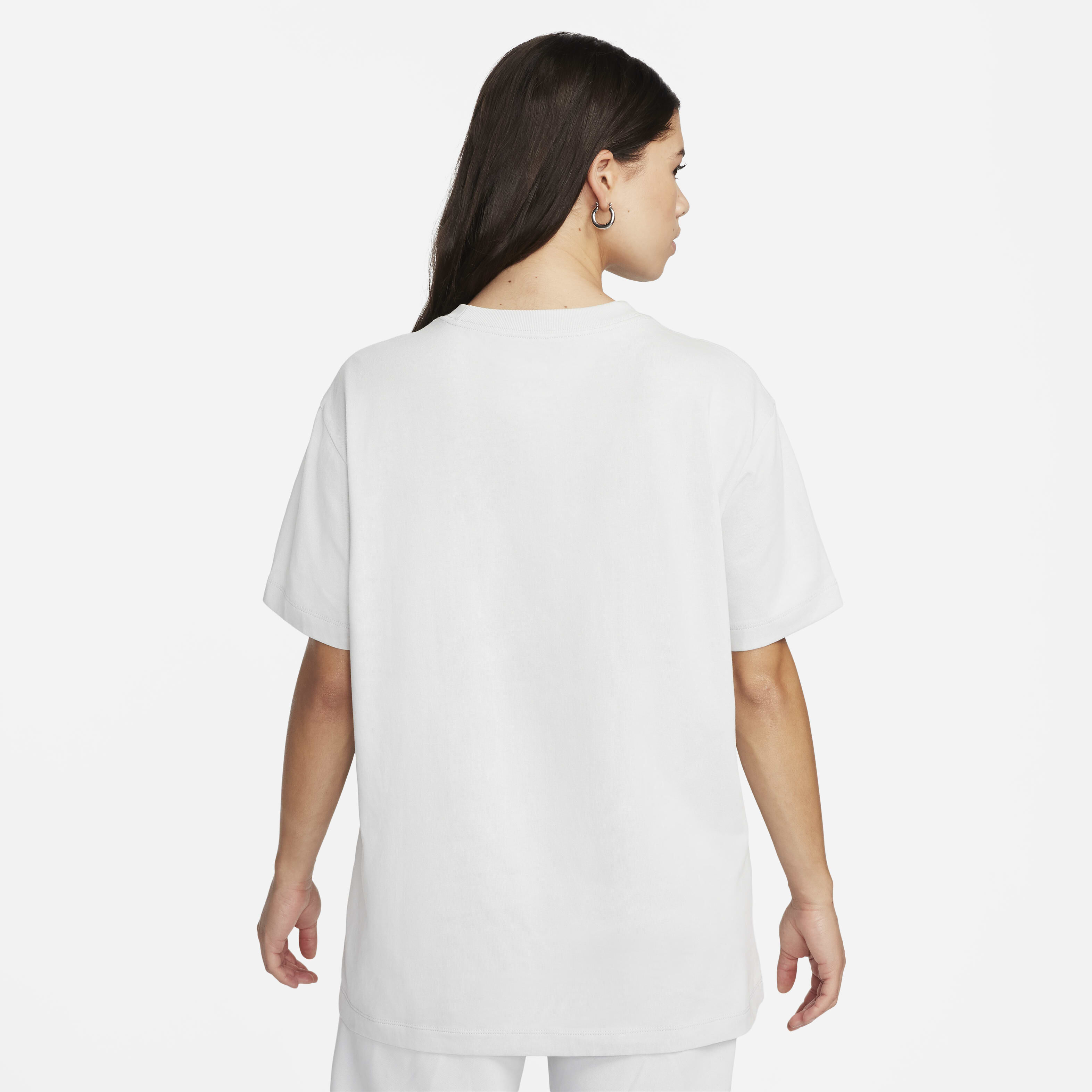 Buy Nike Air Women s Boyfriend T Shirt Nike Kuwait Official