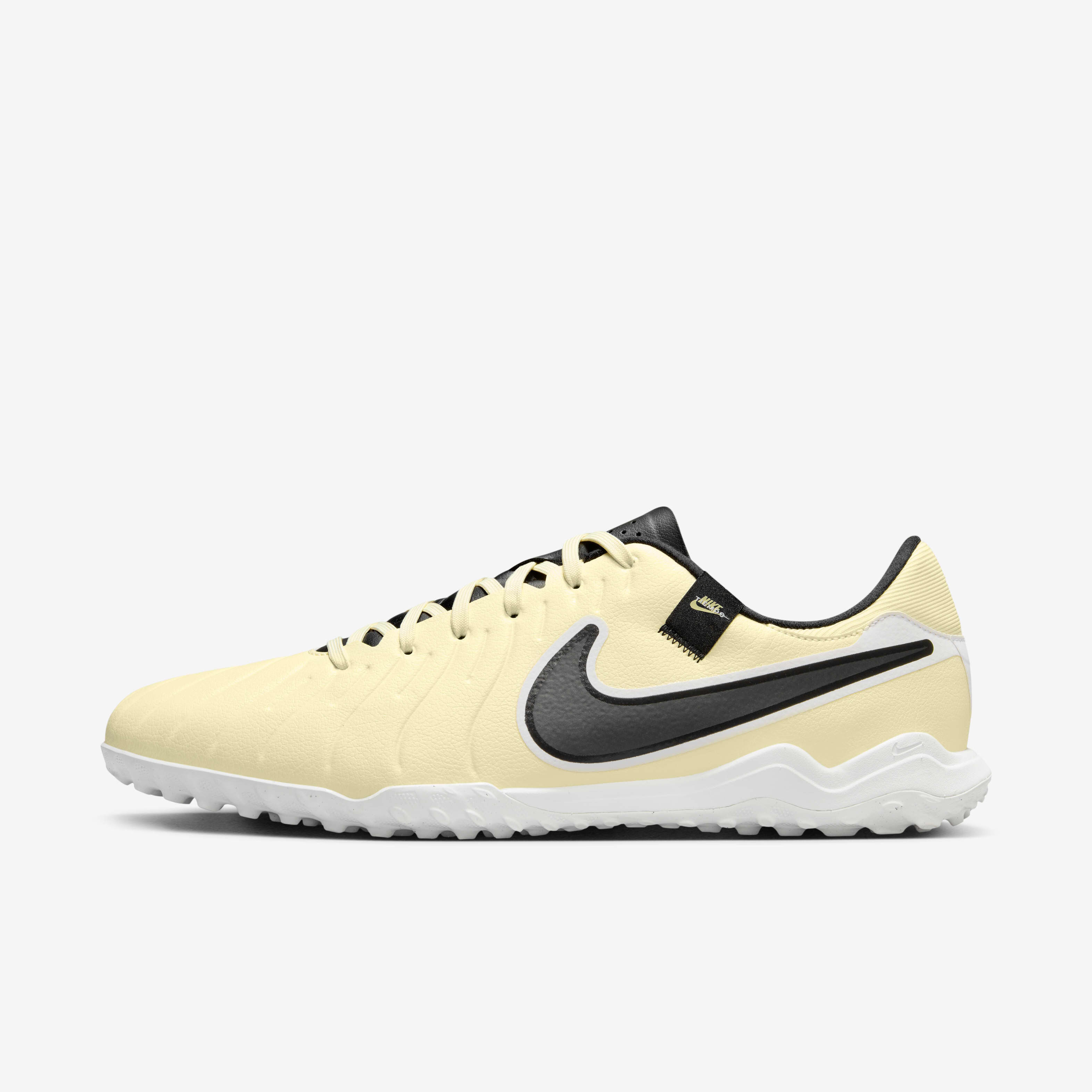 Yellow nike tiempo hot sale