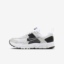 Nike Vomero 5