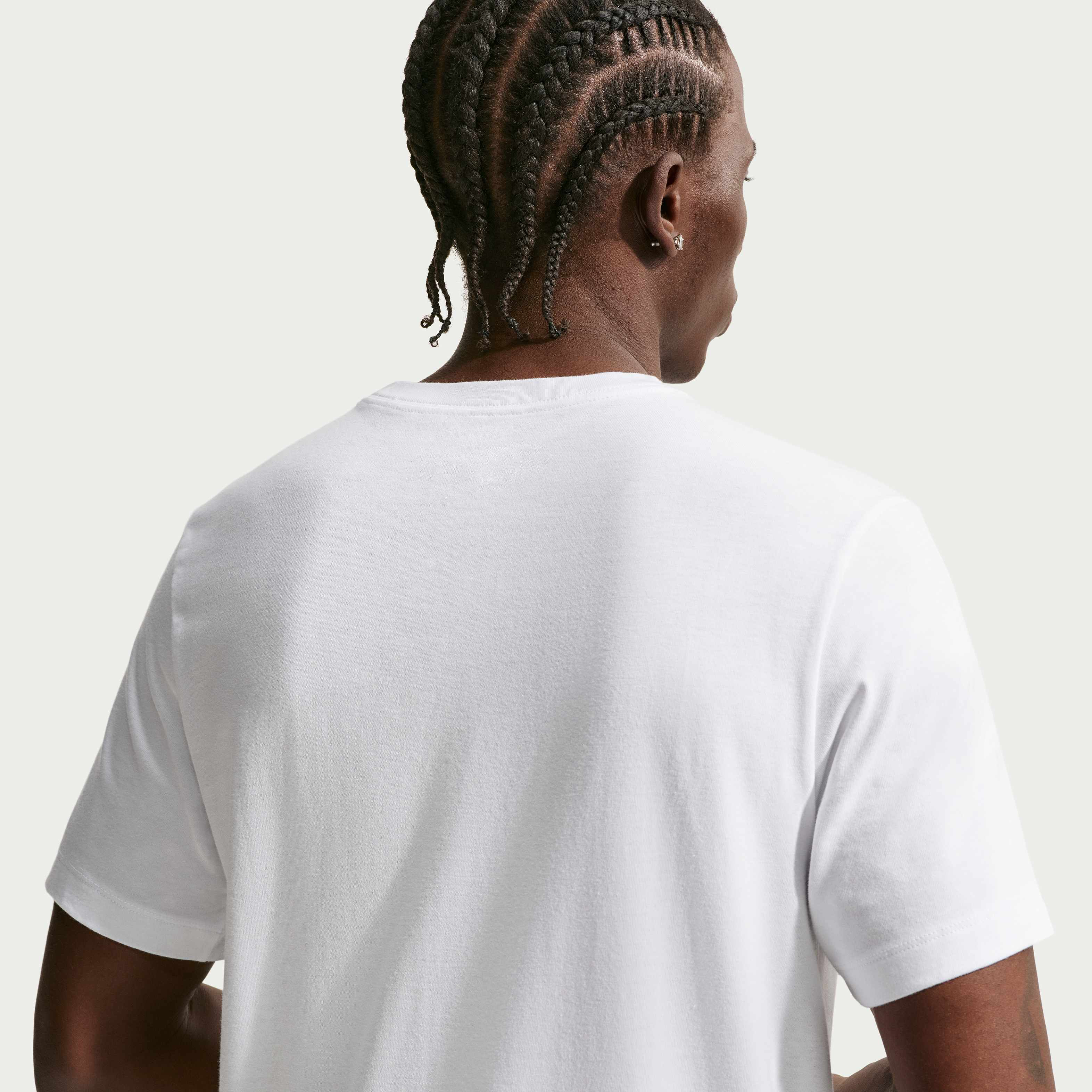 Nike Sportswear Club image number 1