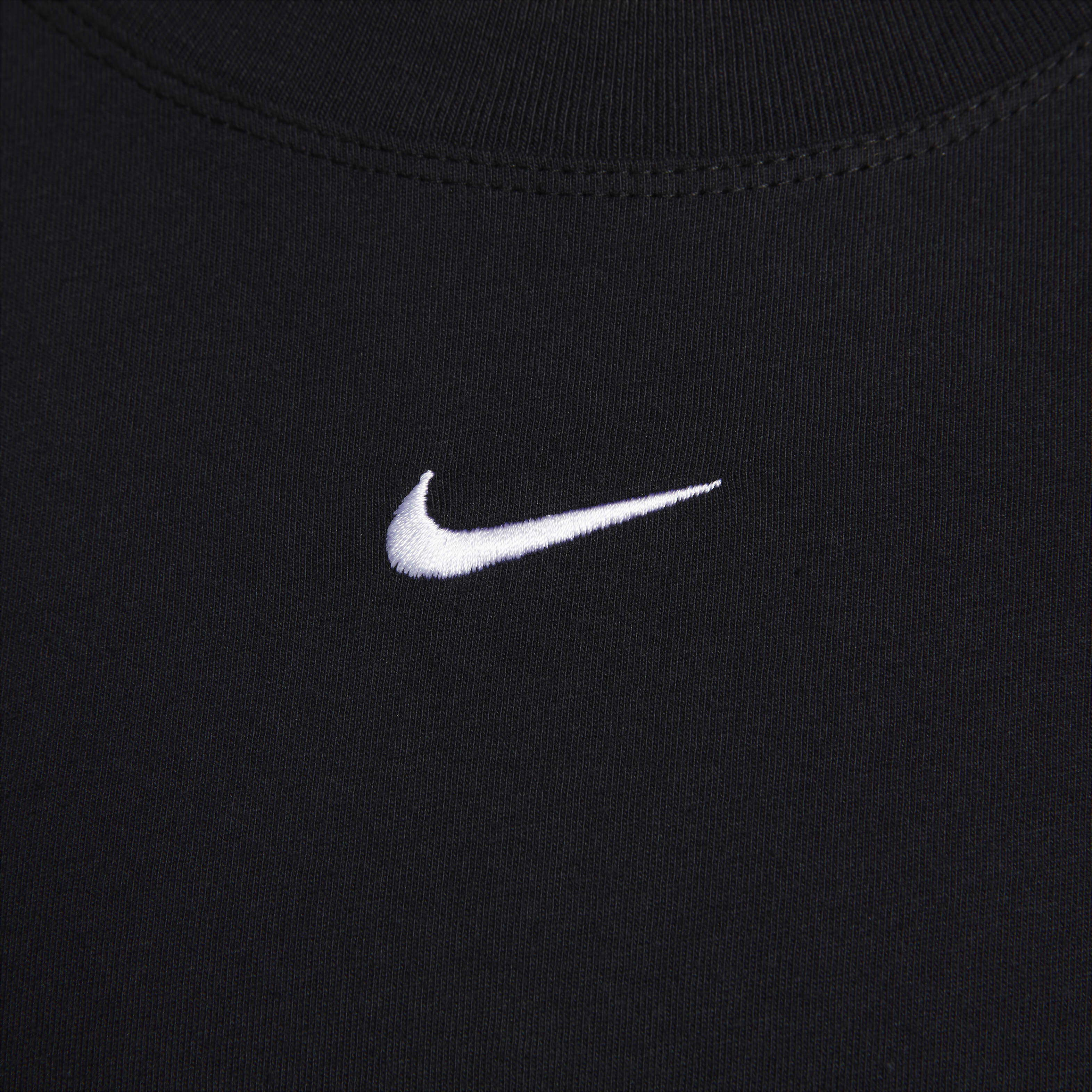 Nike Sportswear Essential image number 3