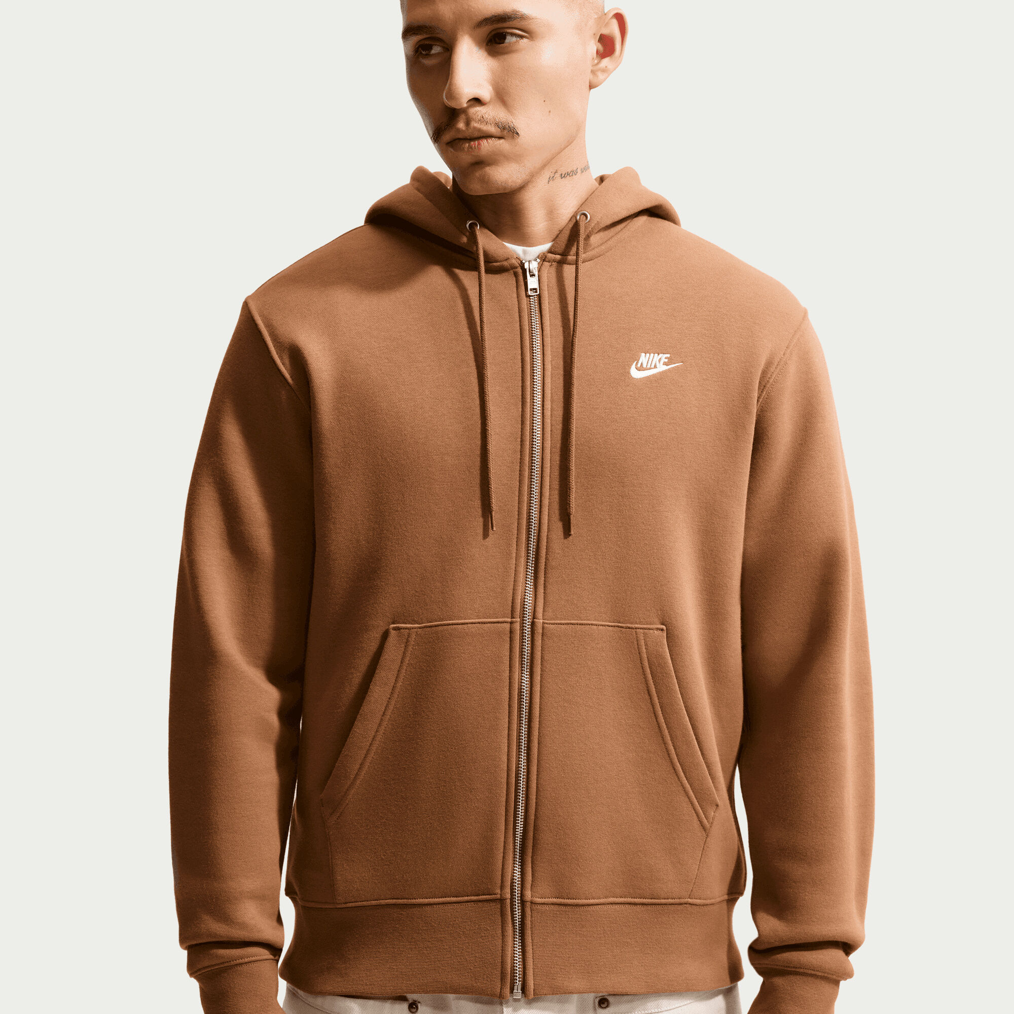 Nike Club image number 2
