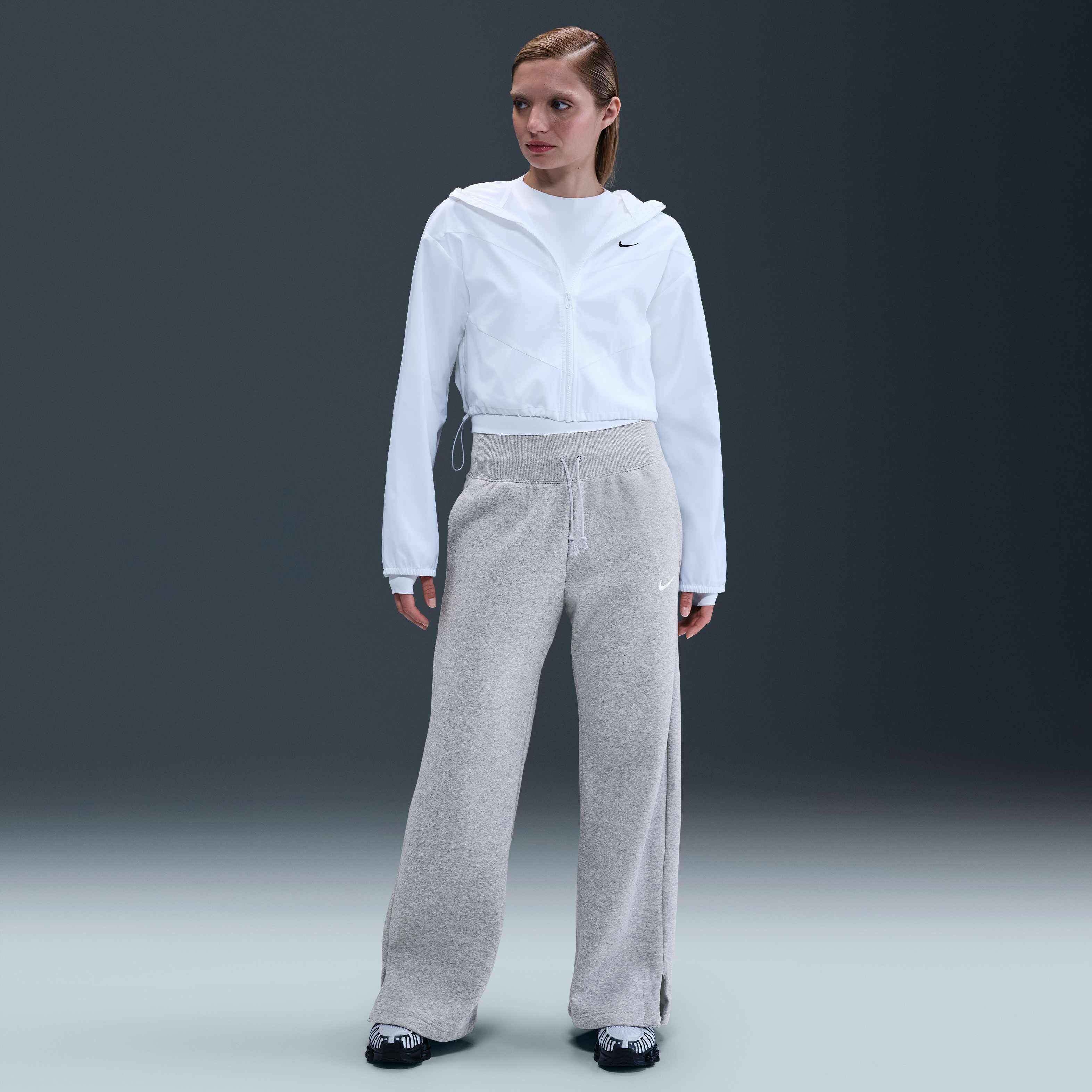 نايكي سبورتسوير فينيكس فليس image number 0