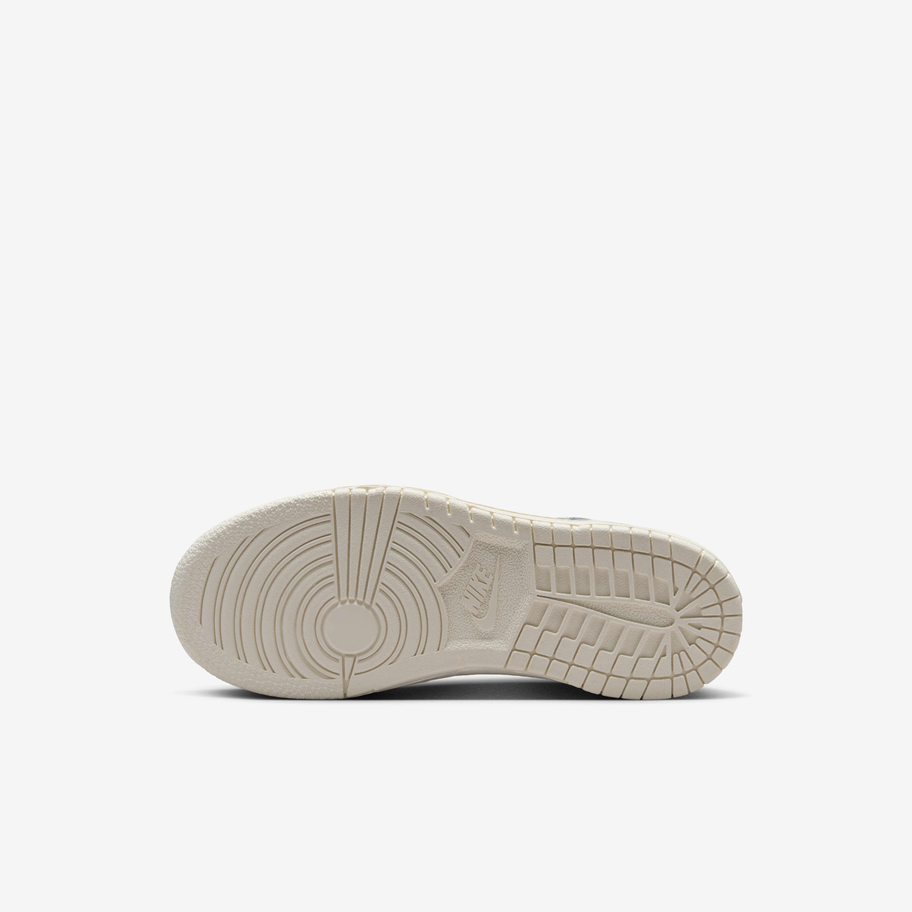 Nike Dunk Low image number 1