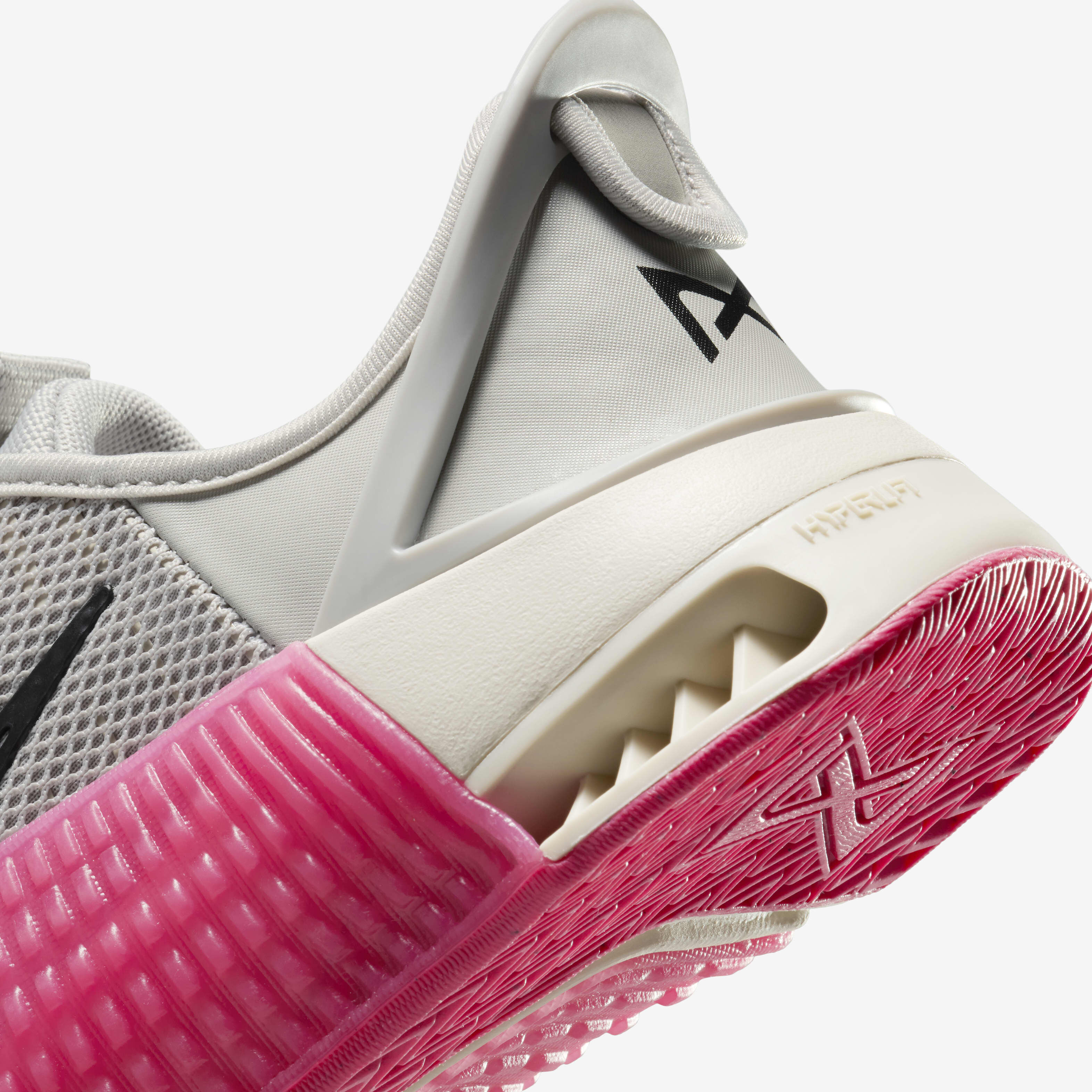 Buy Nike Metcon 9 EasyOn Women s Workout Shoes Light Iron Ore Light Orewood Brown Aster Pink Black Nike Kuwait Official