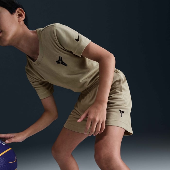 Kobe image number 4 Kobe image number 4