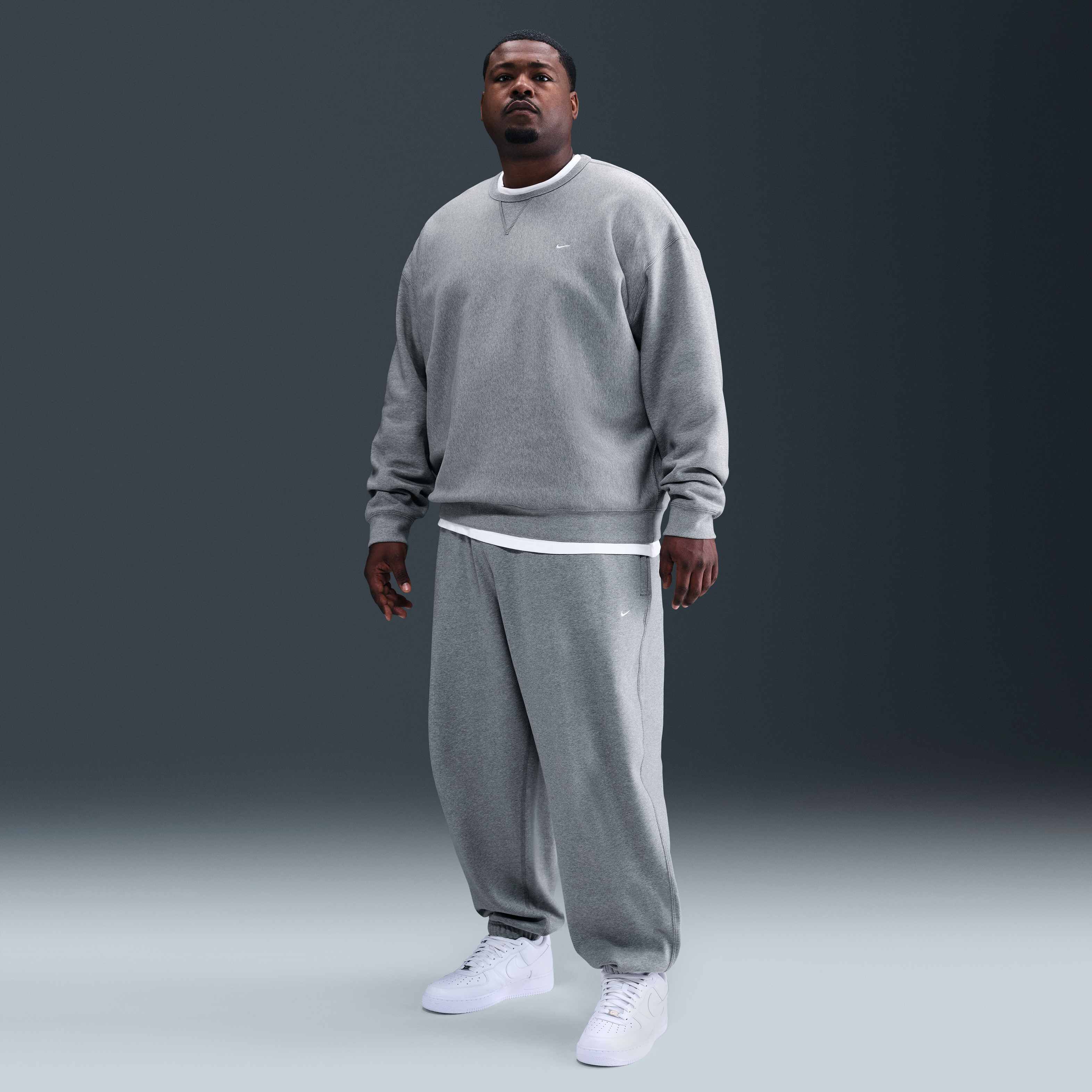 Nike Solo Swoosh image number 5