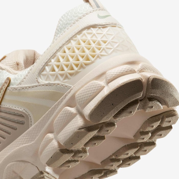 Nike Vomero 5 image number 7 Nike Vomero 5 image number 7