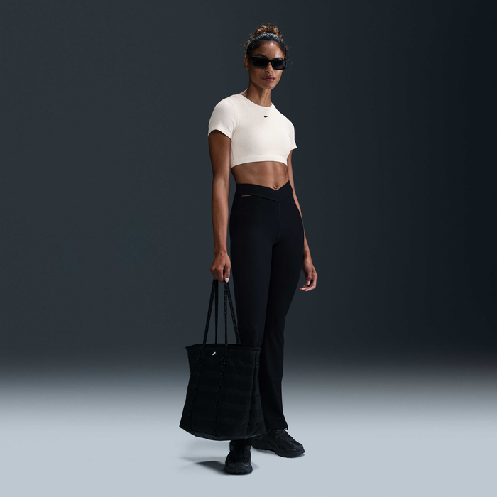 نايكي سبورتسوير كلاسيك image number 3 نايكي سبورتسوير كلاسيك image number 3