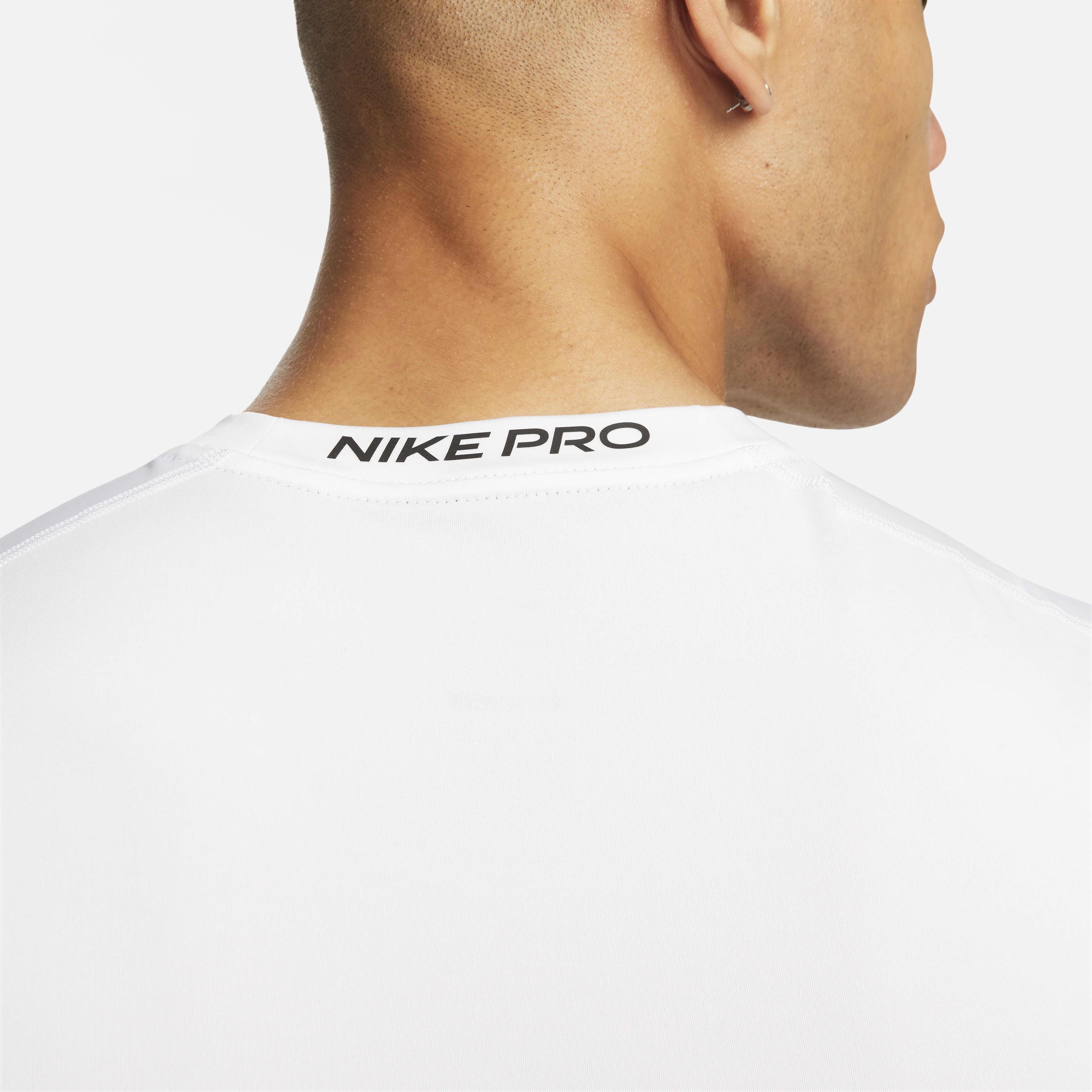 Nike Pro image number 3