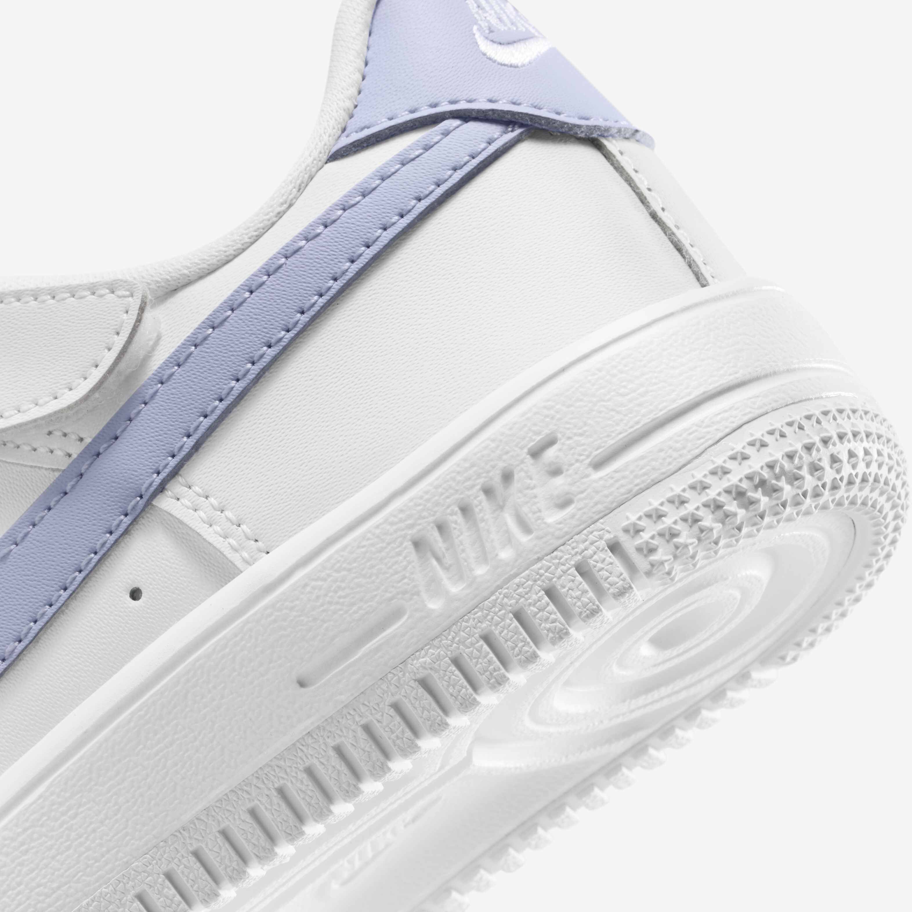 Nike Force 1 Low EasyOn image number 7