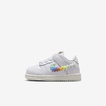 Nike Dunk Low SE
