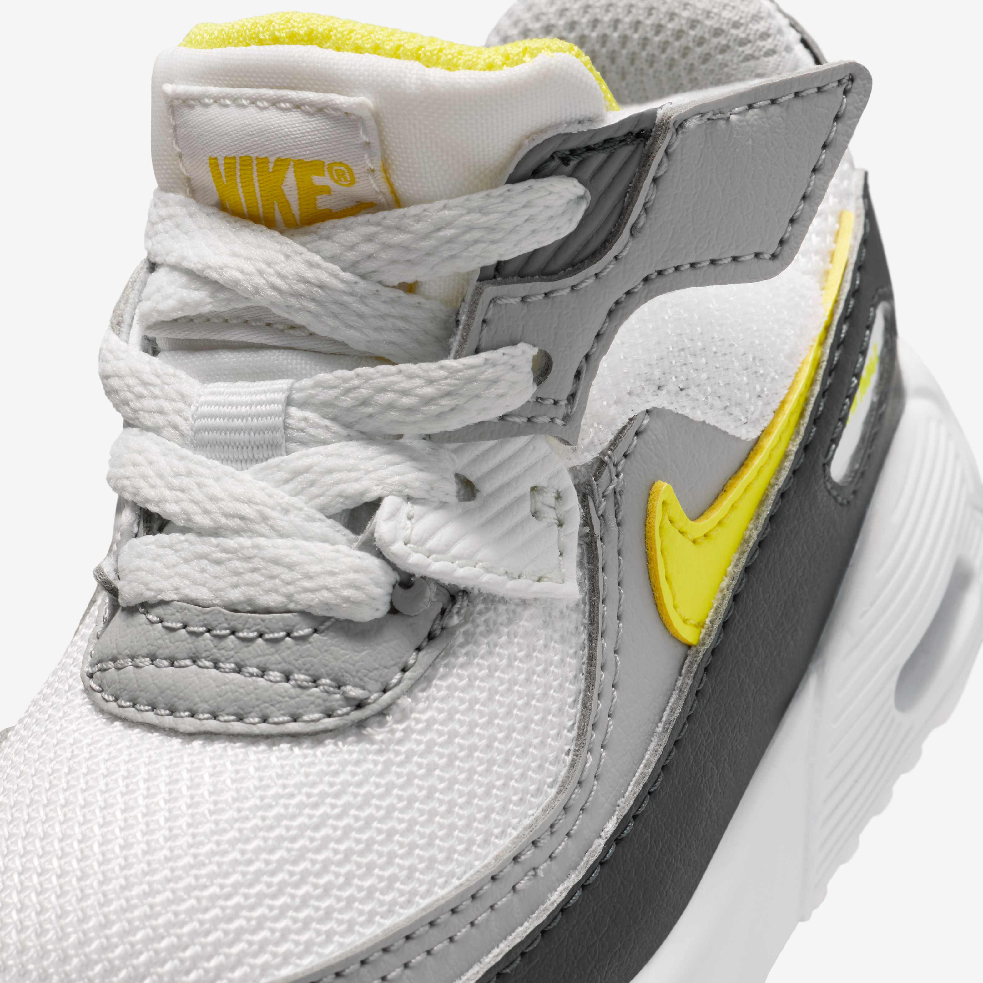 Nike Air Max 90 EasyOn image number 6