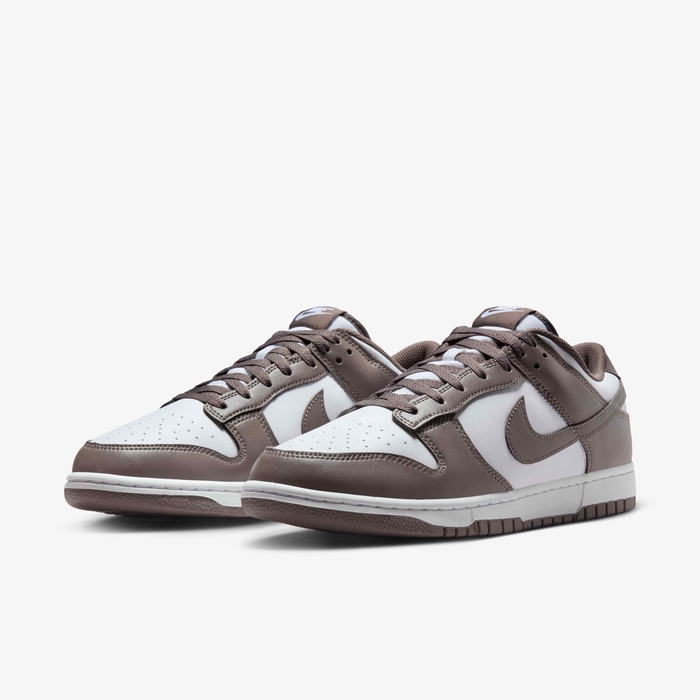 Nike Dunk Low Retro image number 4 Nike Dunk Low Retro image number 4