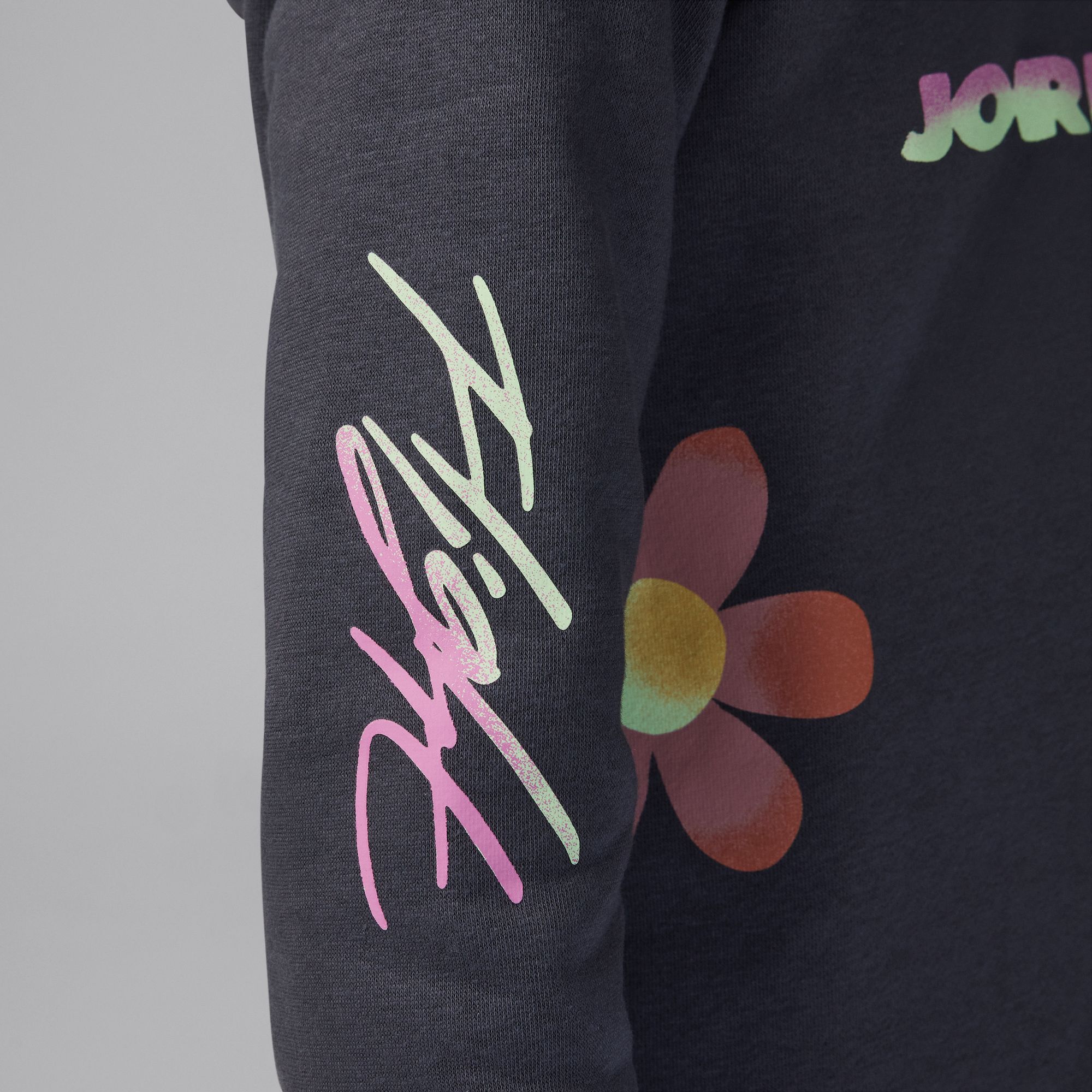 Jordan Deloris Jordan Flowers image number 3