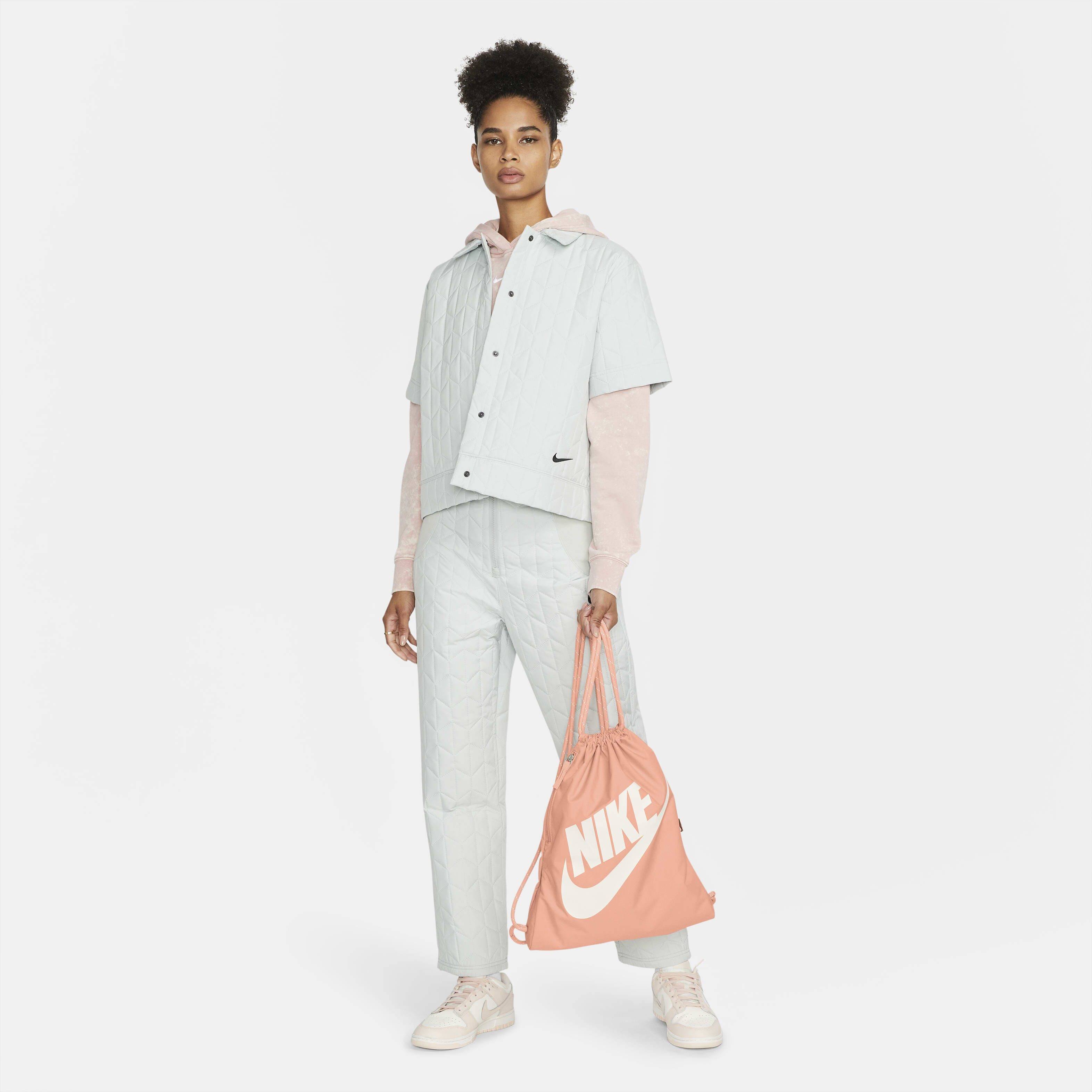 Nike Heritage image number 7