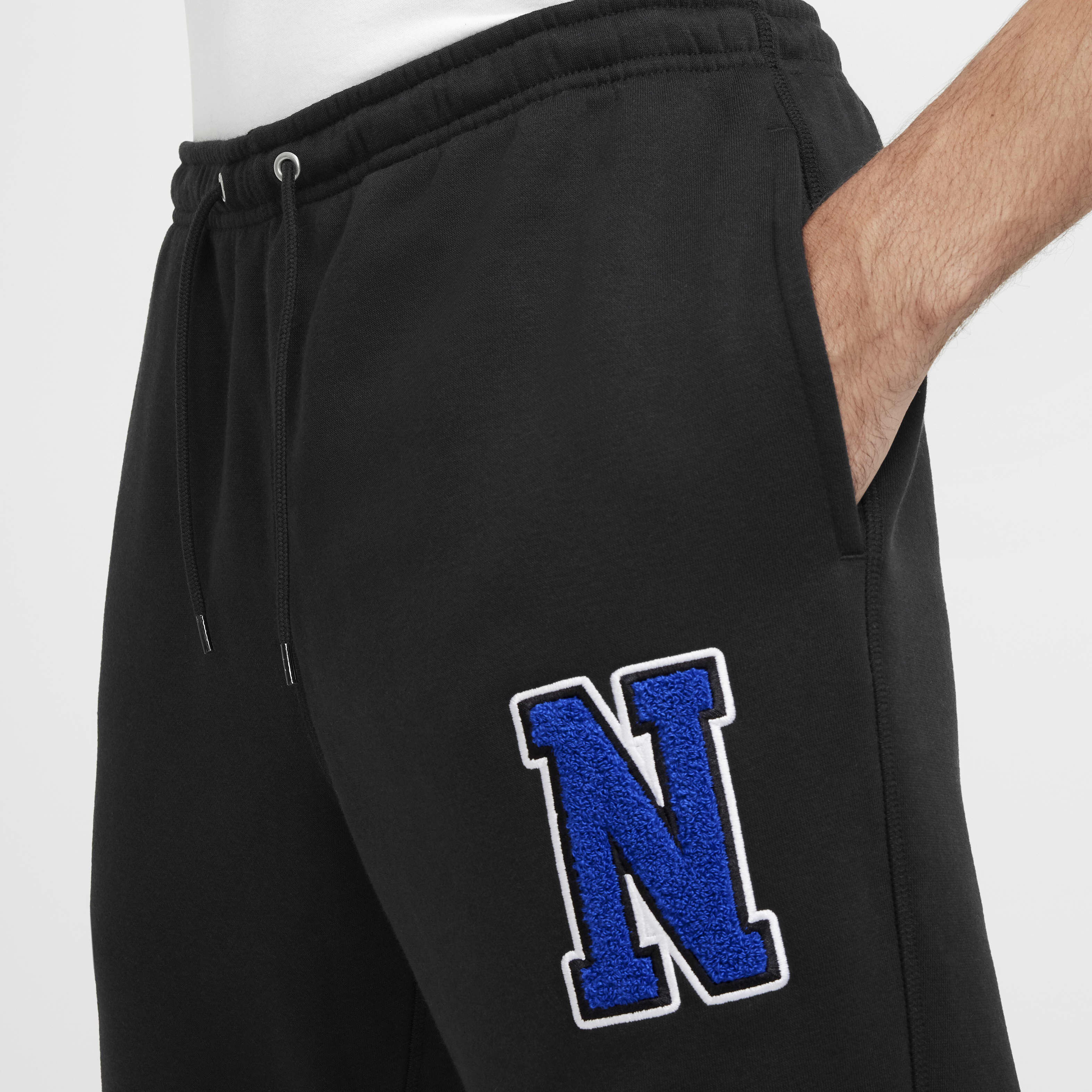 Nike Sportswear Club image number 2