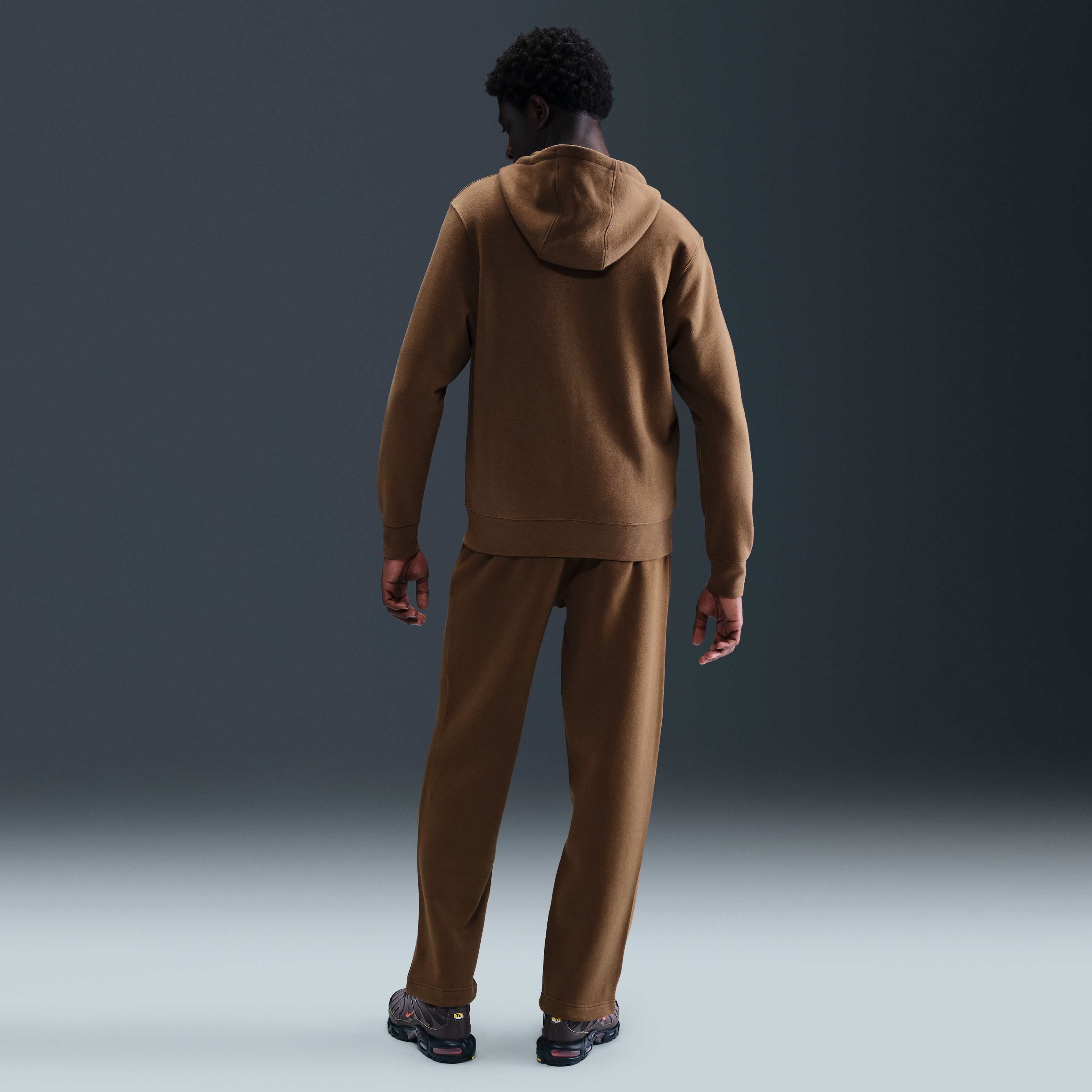 Nike Sportswear Club image number 3