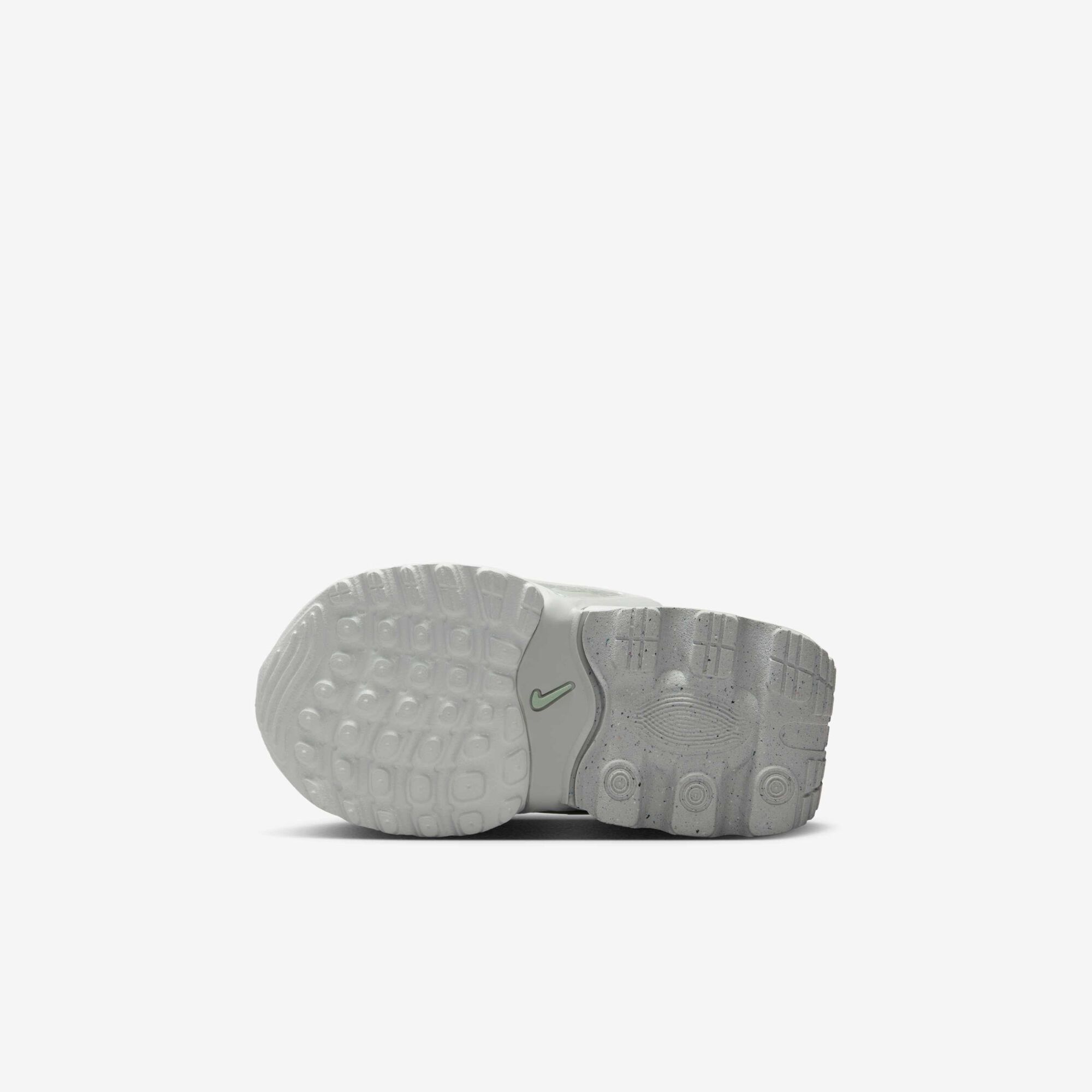 Zoom image